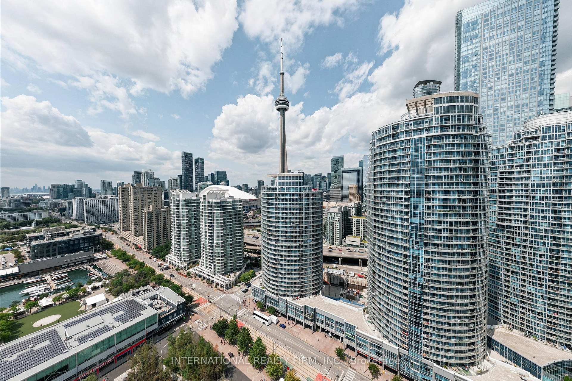 Photo 1 of Unit Ph4, 218 Queens Quay W, Toronto, Waterfront Communities — HOMEH