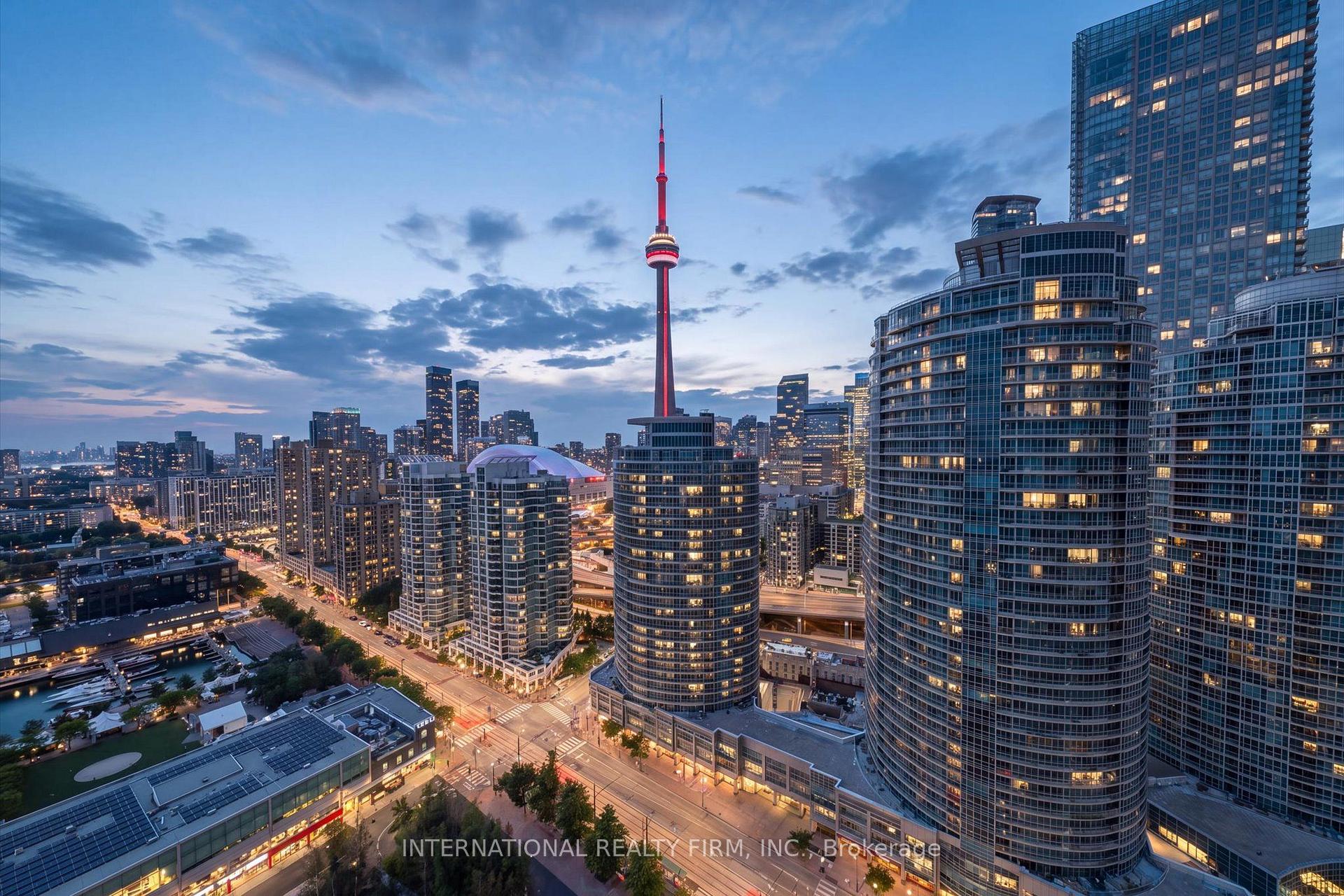 Photo 2 of Unit Ph4, 218 Queens Quay W, Toronto, Waterfront Communities — HOMEH