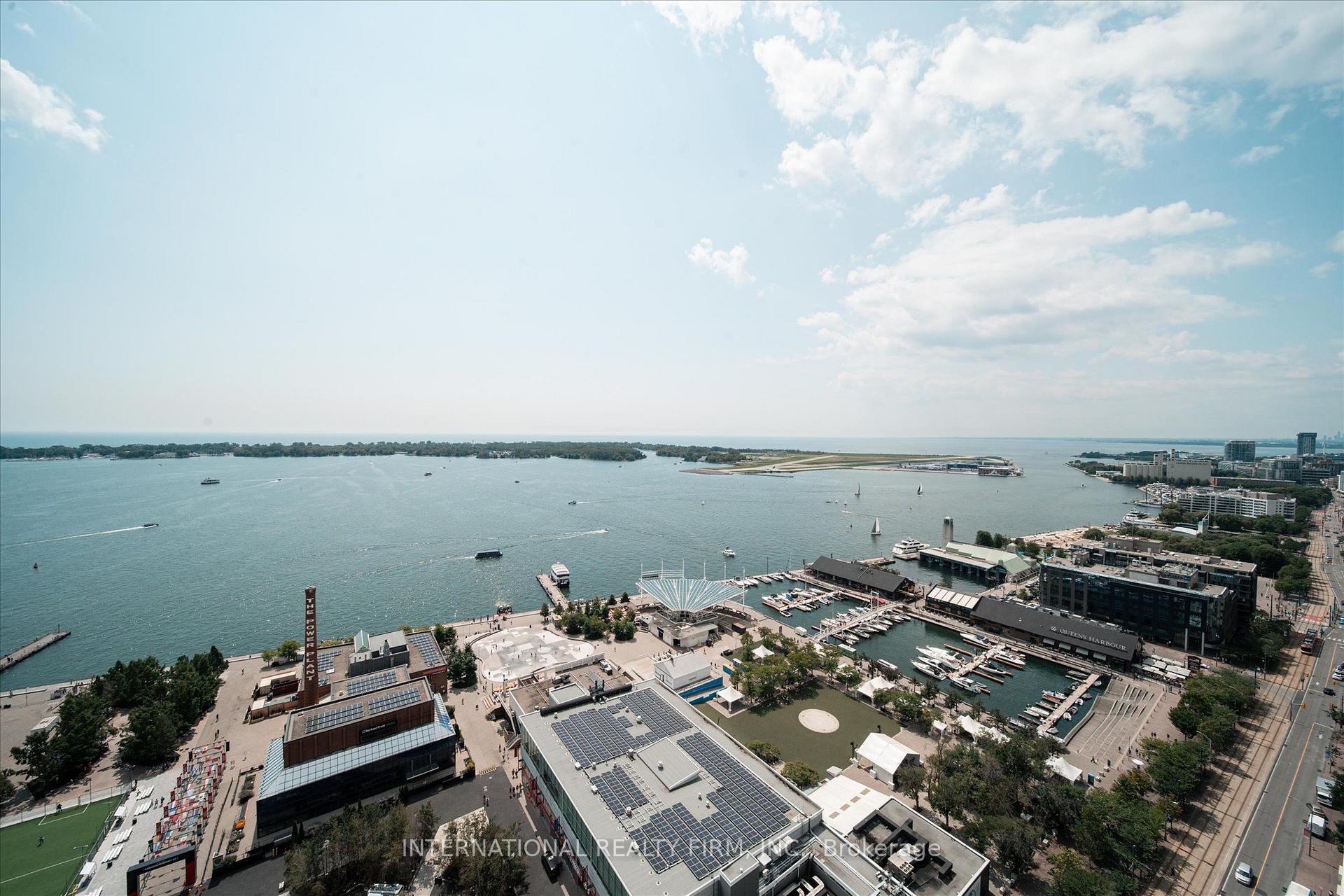 Photo 3 of Unit Ph4, 218 Queens Quay W, Toronto, Waterfront Communities — HOMEH
