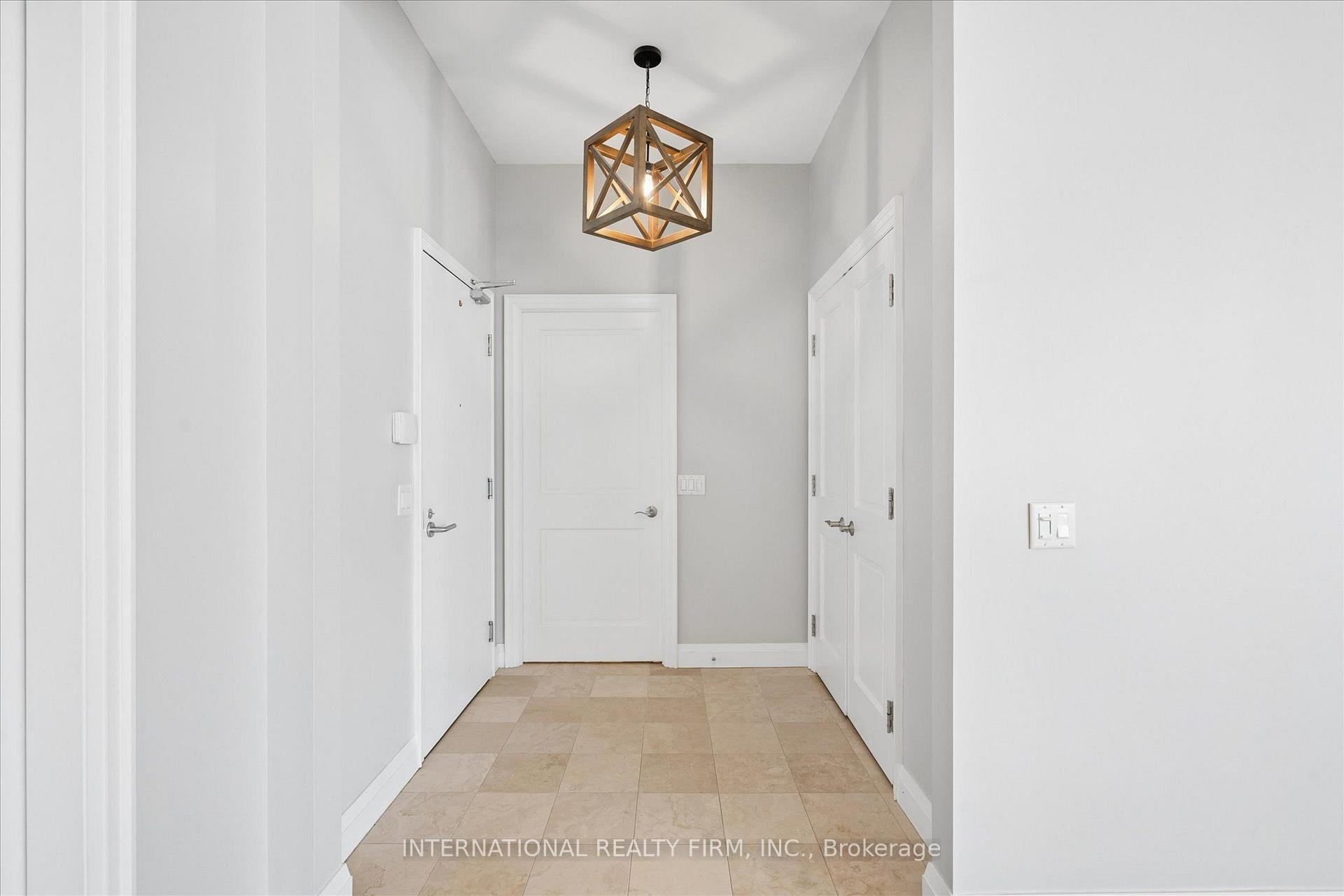 Photo 8 of Unit Ph4, 218 Queens Quay W, Toronto, Waterfront Communities — HOMEH
