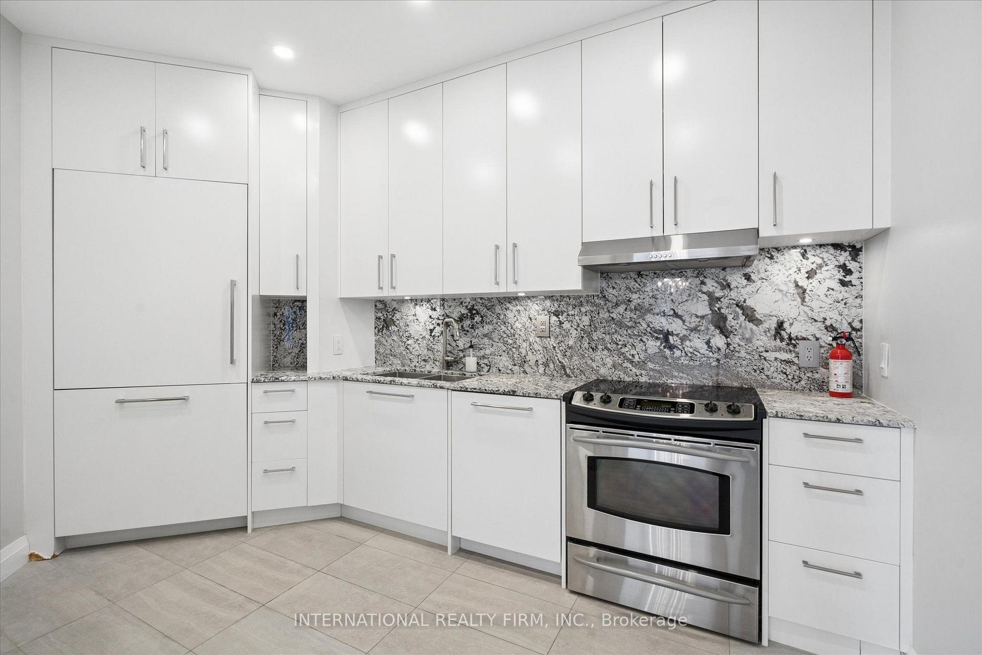 Photo 16 of Unit Ph4, 218 Queens Quay W, Toronto, Waterfront Communities — HOMEH
