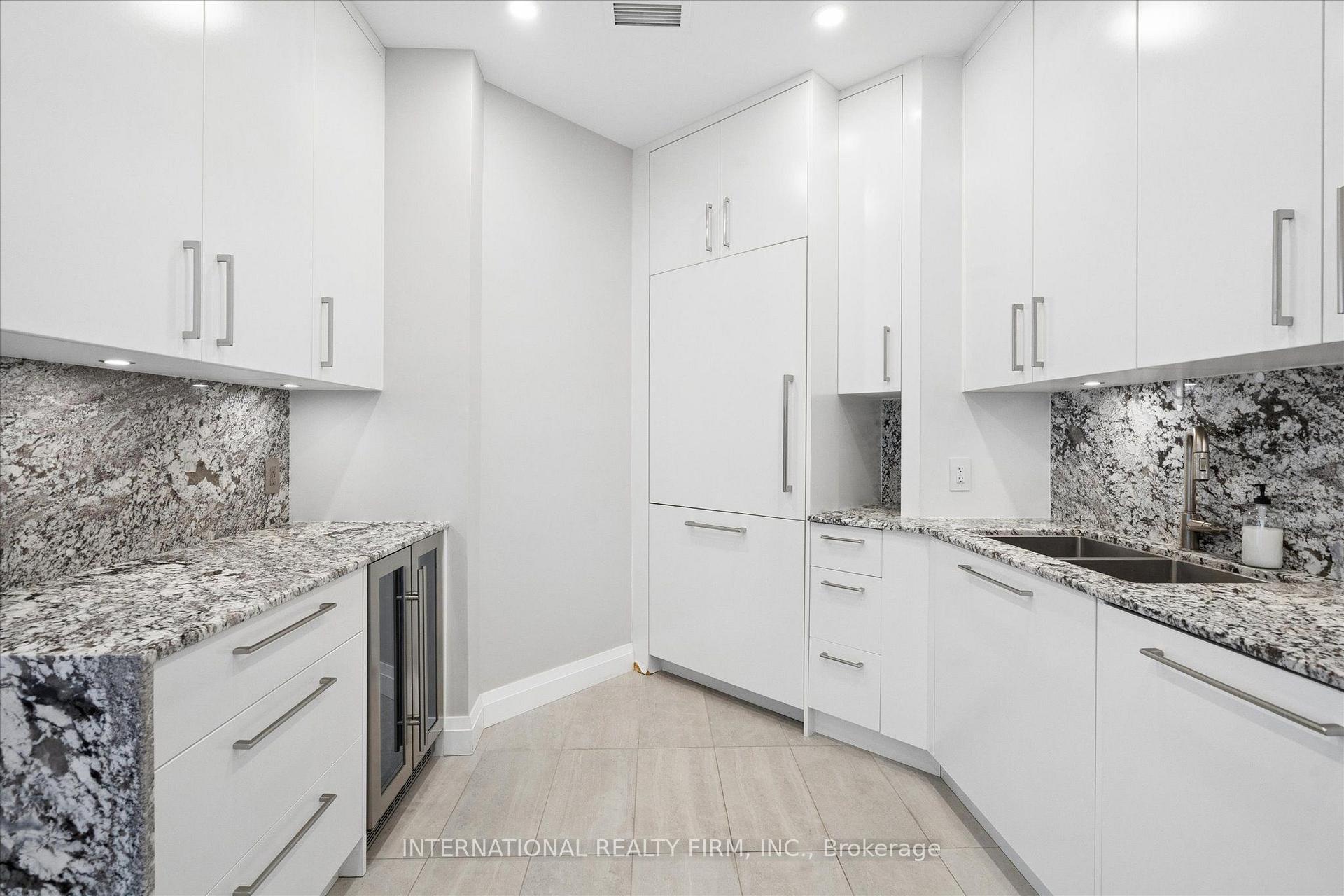 Photo 17 of Unit Ph4, 218 Queens Quay W, Toronto, Waterfront Communities — HOMEH