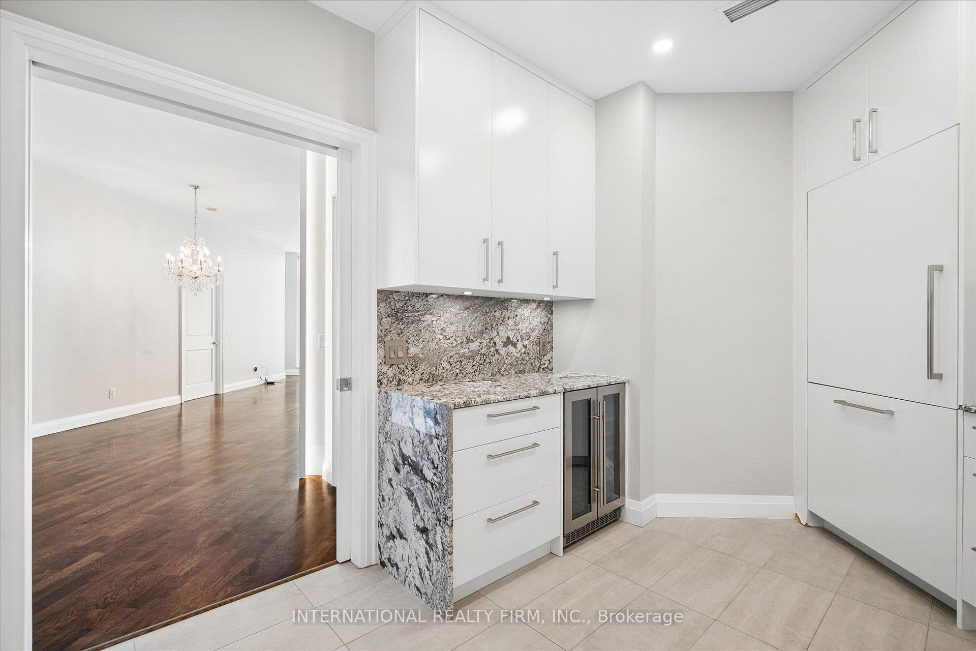 Photo 18 of Unit Ph4, 218 Queens Quay W, Toronto, Waterfront Communities — HOMEH
