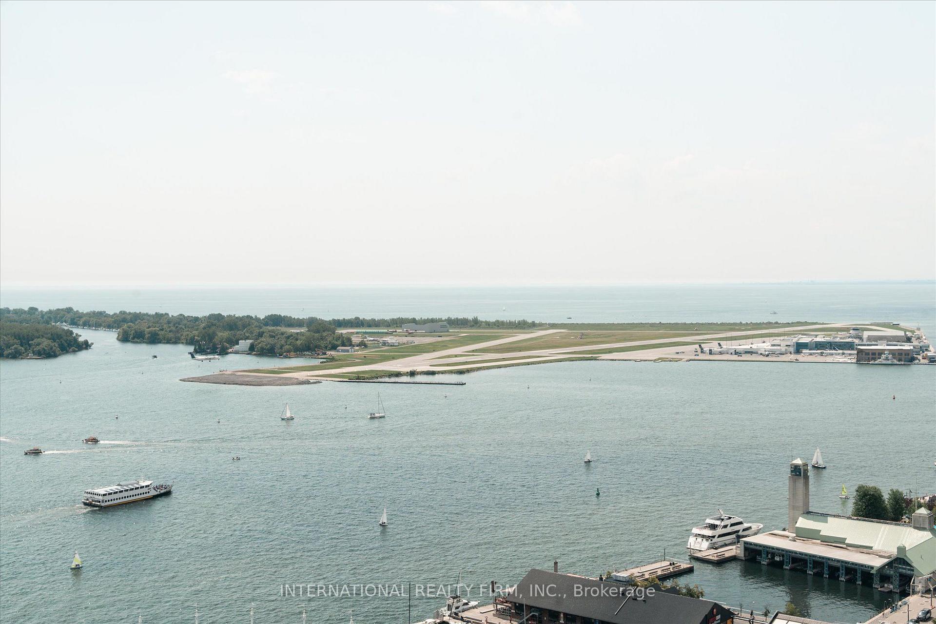 Photo 40 of Unit Ph4, 218 Queens Quay W, Toronto, Waterfront Communities — HOMEH