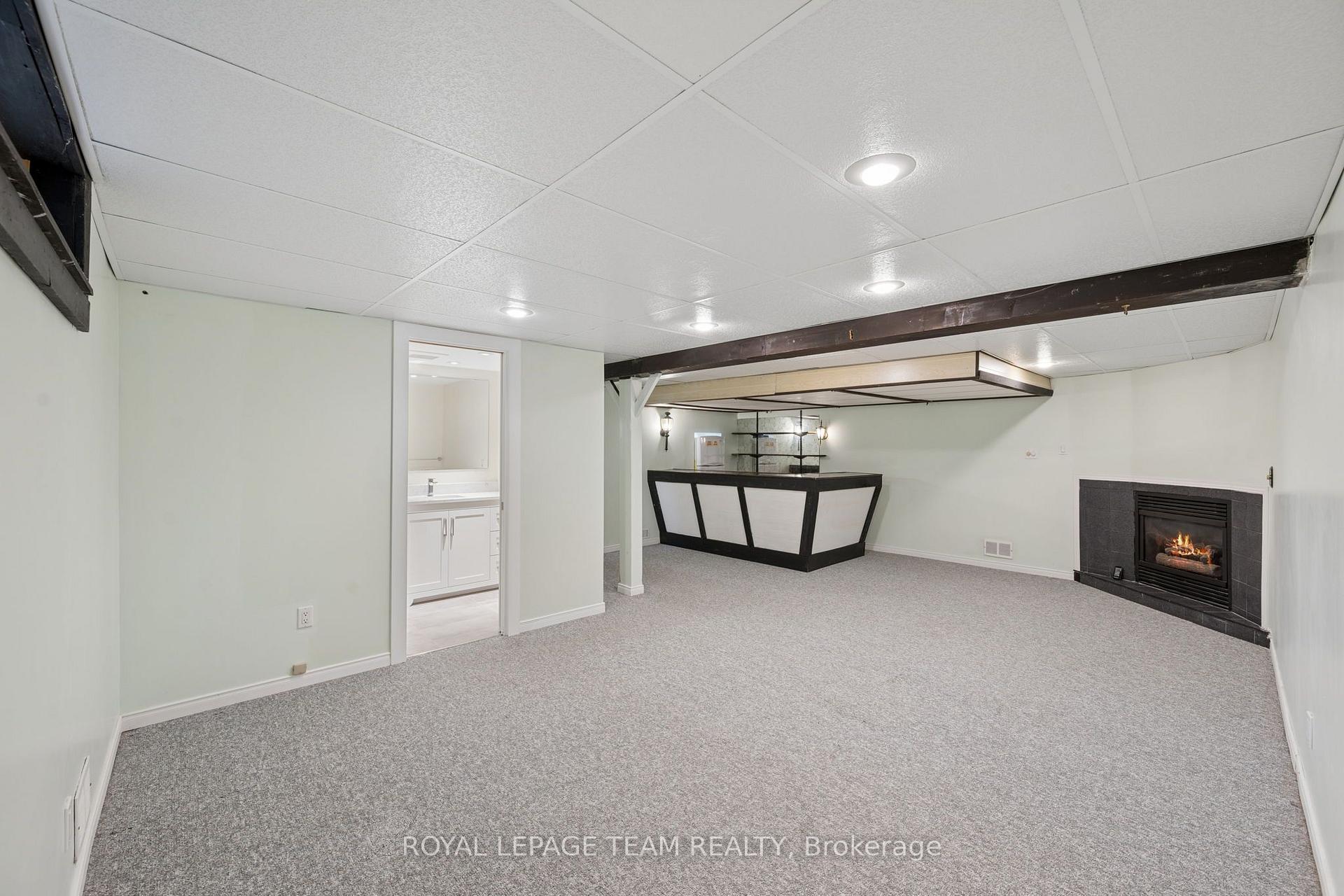 Photo 21 of 22 Redpine Drive, Ottawa, Borden Farm/Stewart Farm/Carleton Heights/Parkwood Hills — HOMEH