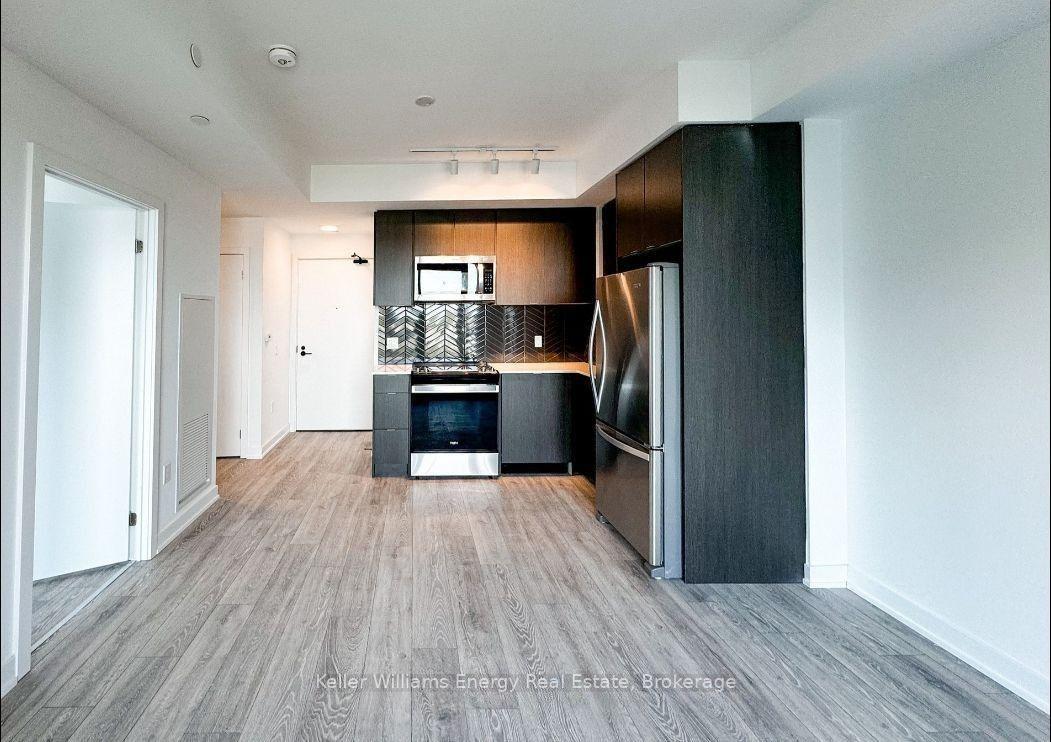Photo 4 of Unit 810, 1606 Charles Street, Whitby, Port Whitby — HOMEH