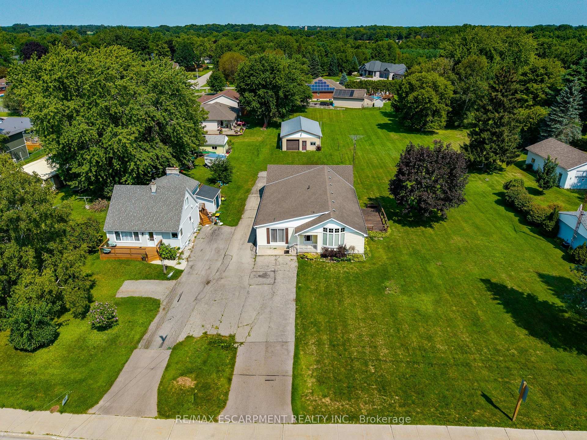 Photo 2 of 1032 Main Street, Norfolk, Port Dover — HOMEH