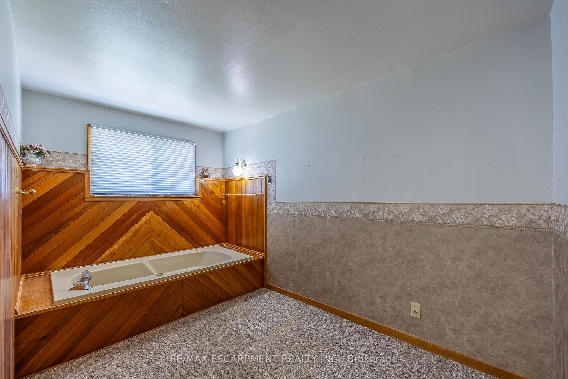 Photo 15 of 1032 Main Street, Norfolk, Port Dover — HOMEH