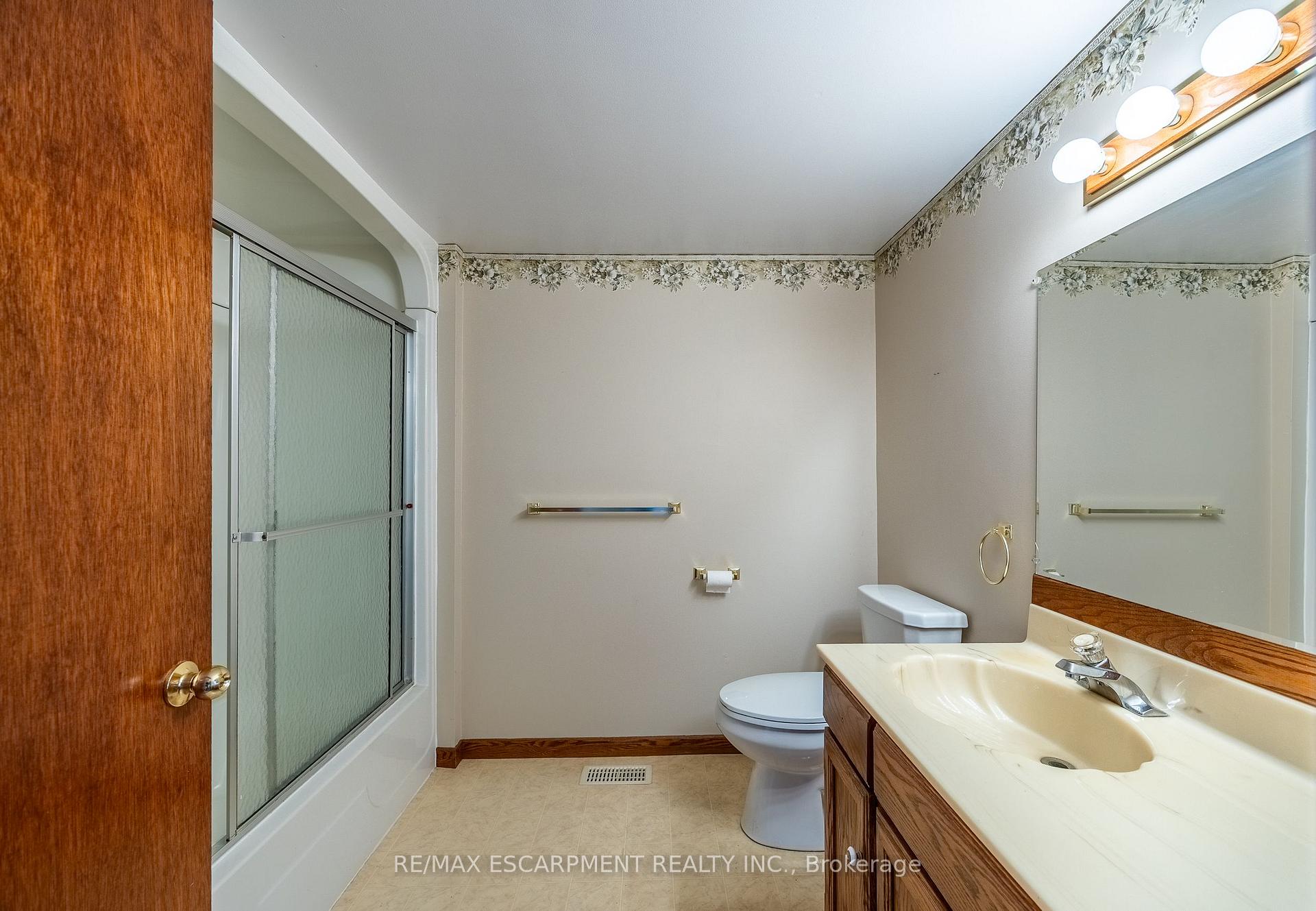 Photo 19 of 1032 Main Street, Norfolk, Port Dover — HOMEH