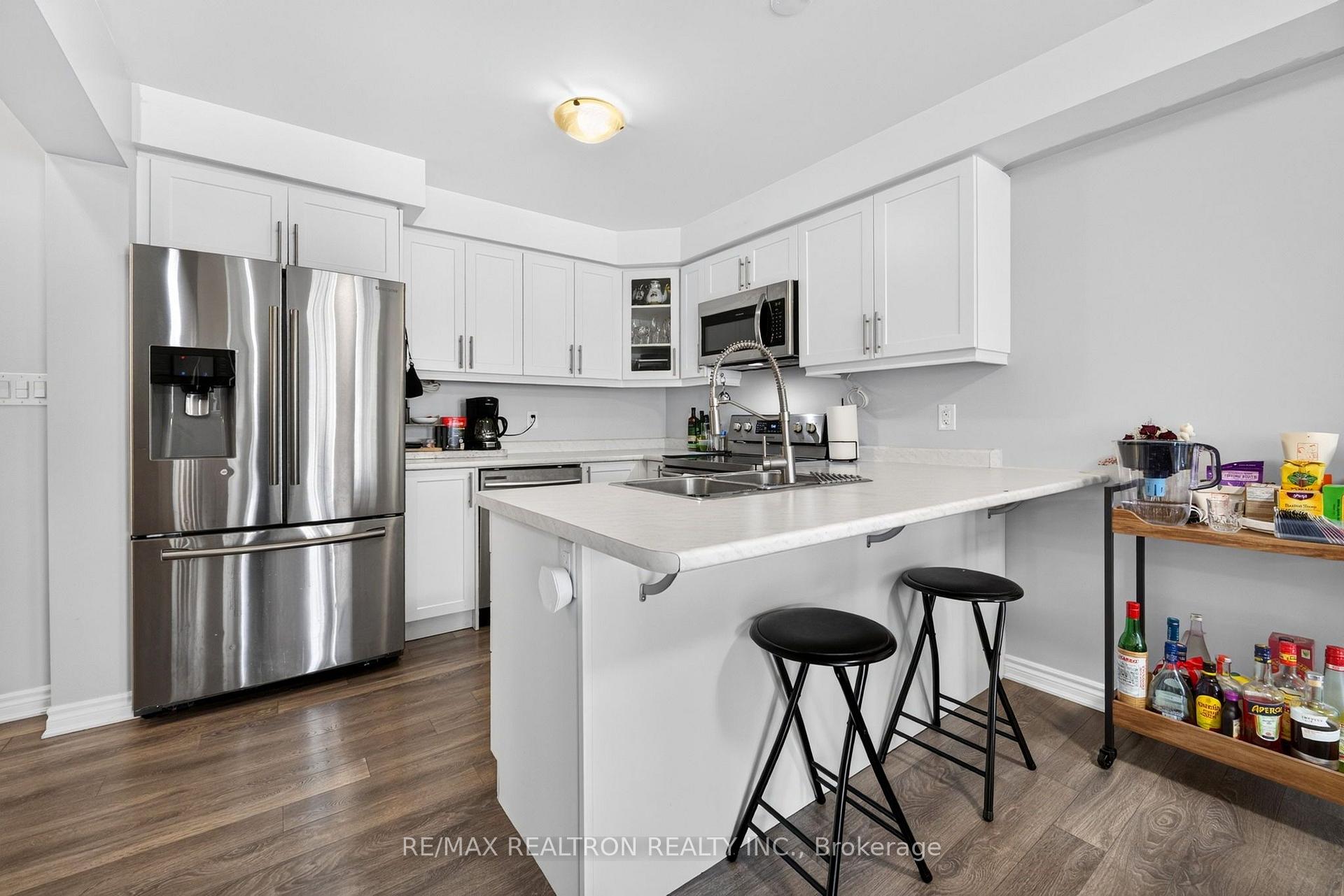 Photo 13 of 1096 Silk Street, Pickering, Rural Pickering — HOMEH
