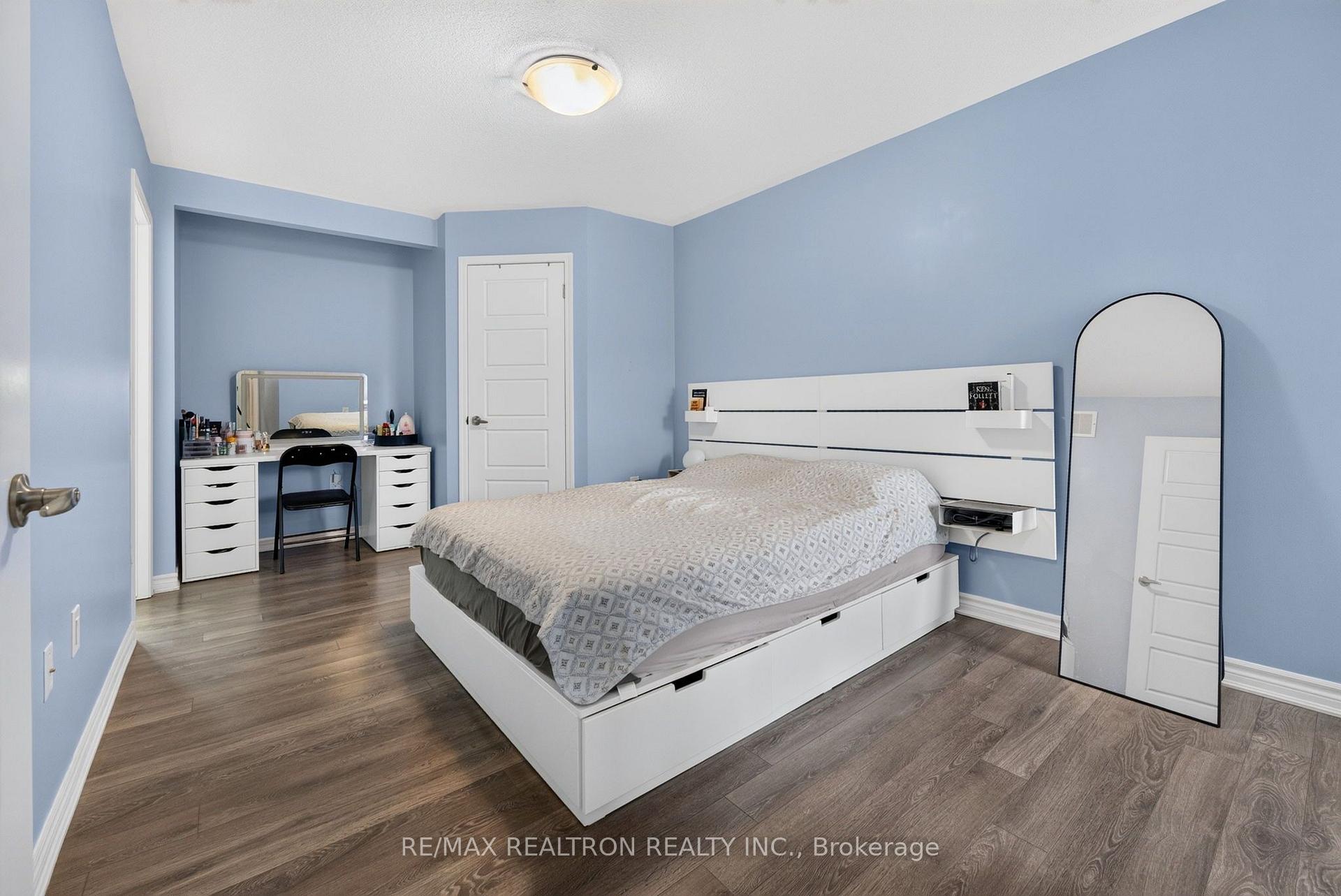 Photo 23 of 1096 Silk Street, Pickering, Rural Pickering — HOMEH