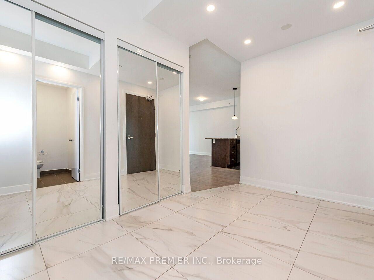 Photo 11 of Unit 1706, 2900 Highway 7, Vaughan, Concord — HOMEH