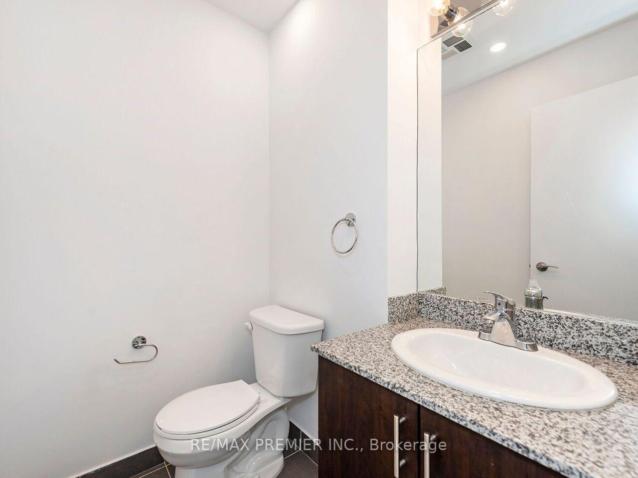 Photo 13 of Unit 1706, 2900 Highway 7, Vaughan, Concord — HOMEH