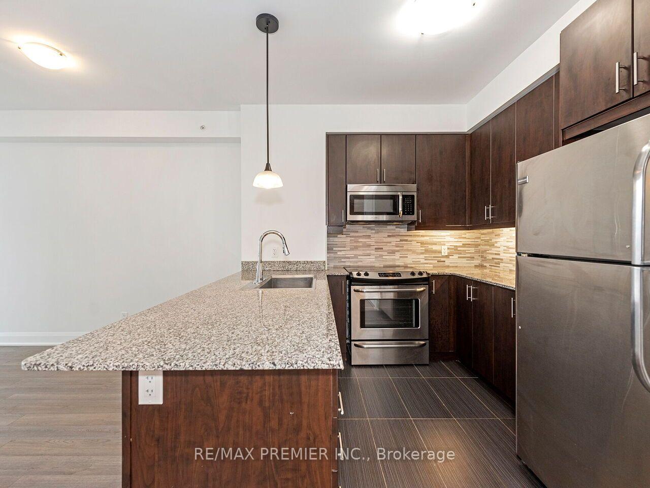 Photo 16 of Unit 1706, 2900 Highway 7, Vaughan, Concord — HOMEH