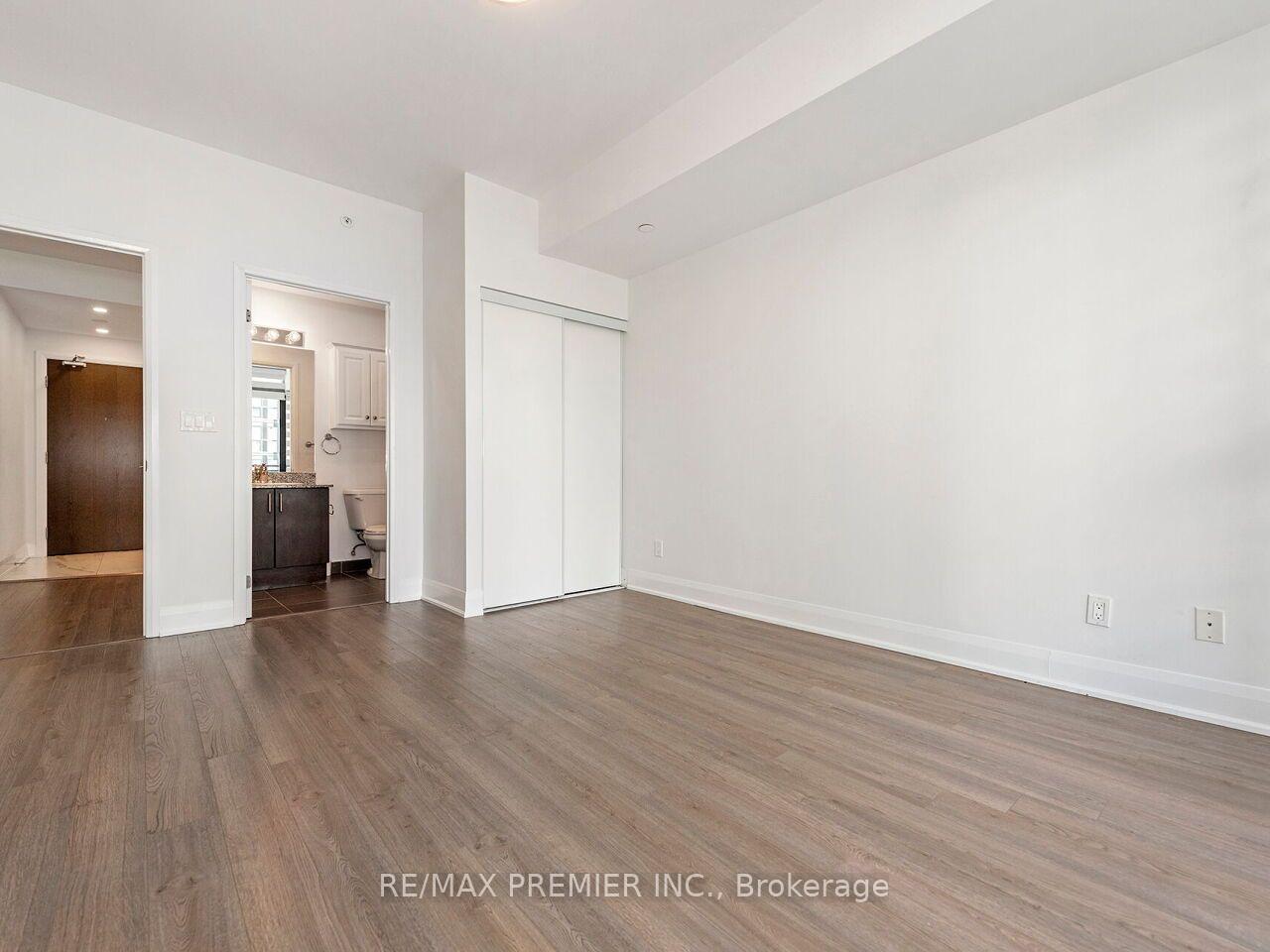 Photo 29 of Unit 1706, 2900 Highway 7, Vaughan, Concord — HOMEH
