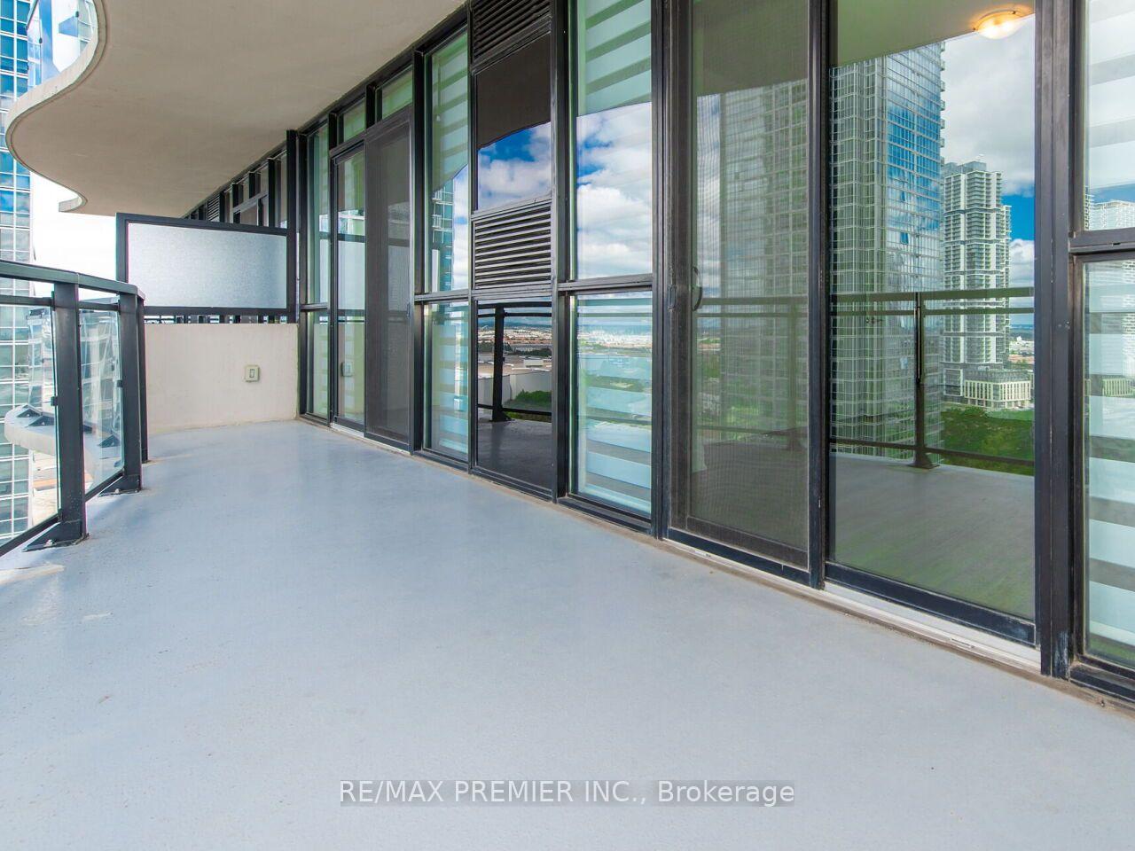 Photo 35 of Unit 1706, 2900 Highway 7, Vaughan, Concord — HOMEH