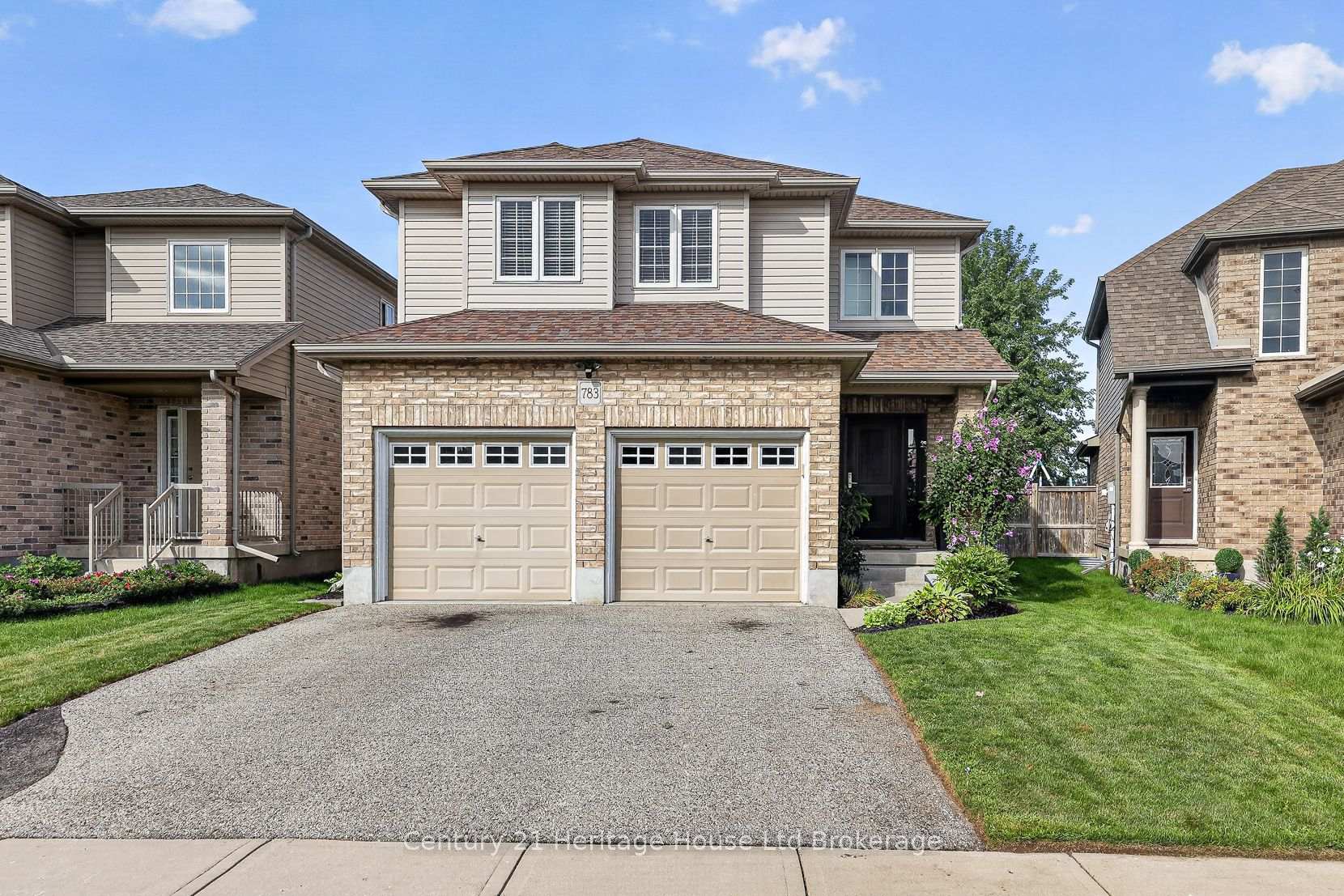 Photo 3 of 783 Frontenac Crescent, Woodstock, Woodstock - South — HOMEH