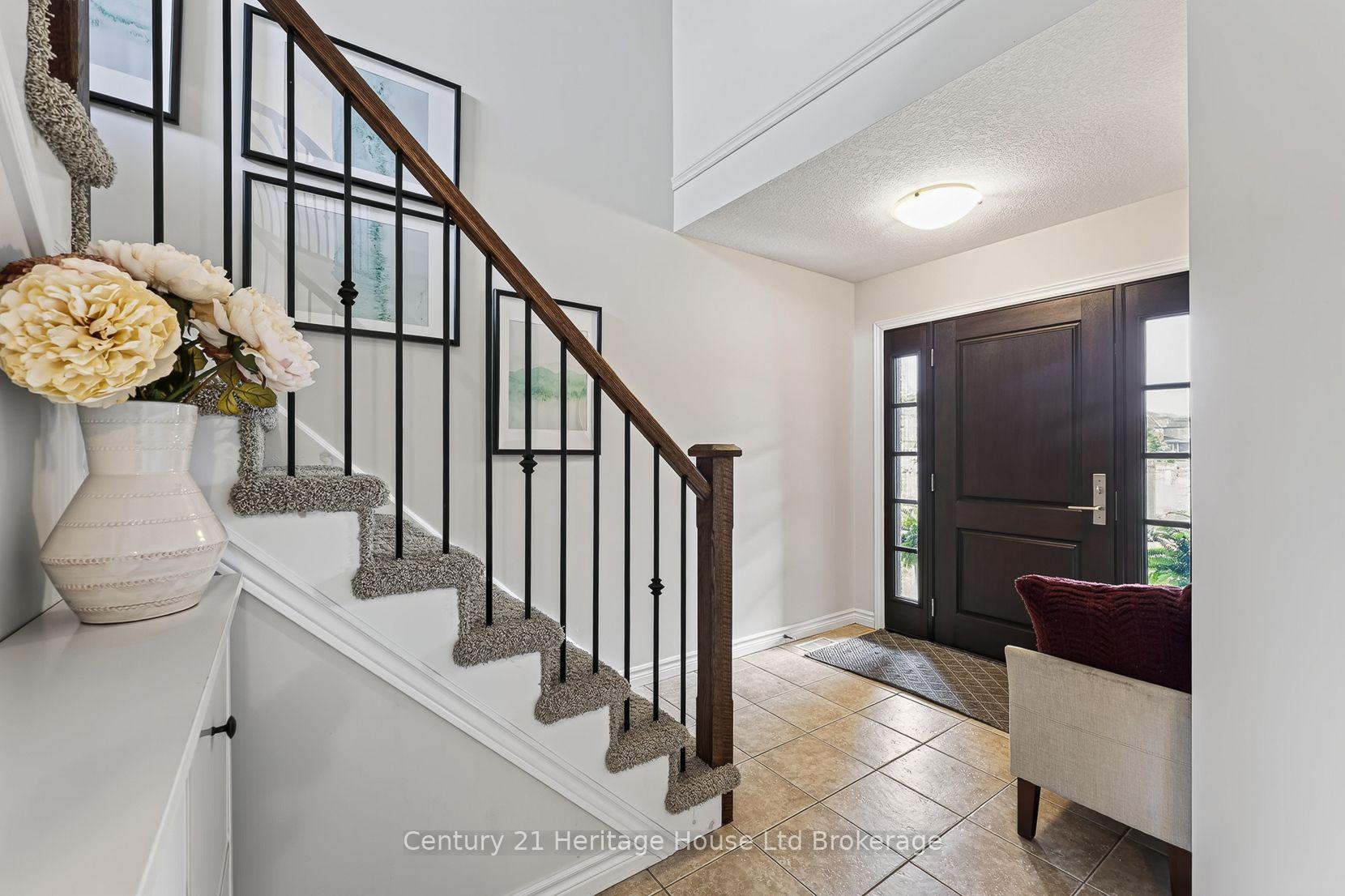 Photo 5 of 783 Frontenac Crescent, Woodstock, Woodstock - South — HOMEH