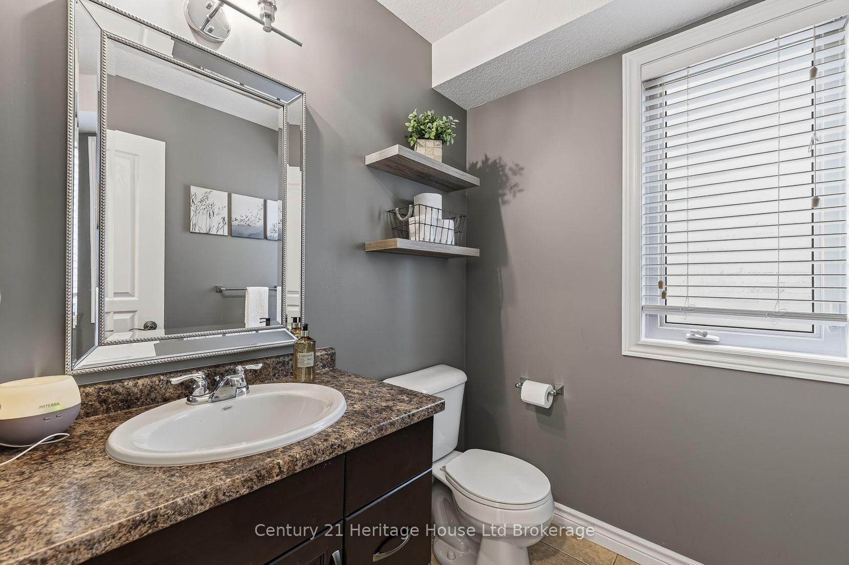 Photo 19 of 783 Frontenac Crescent, Woodstock, Woodstock - South — HOMEH