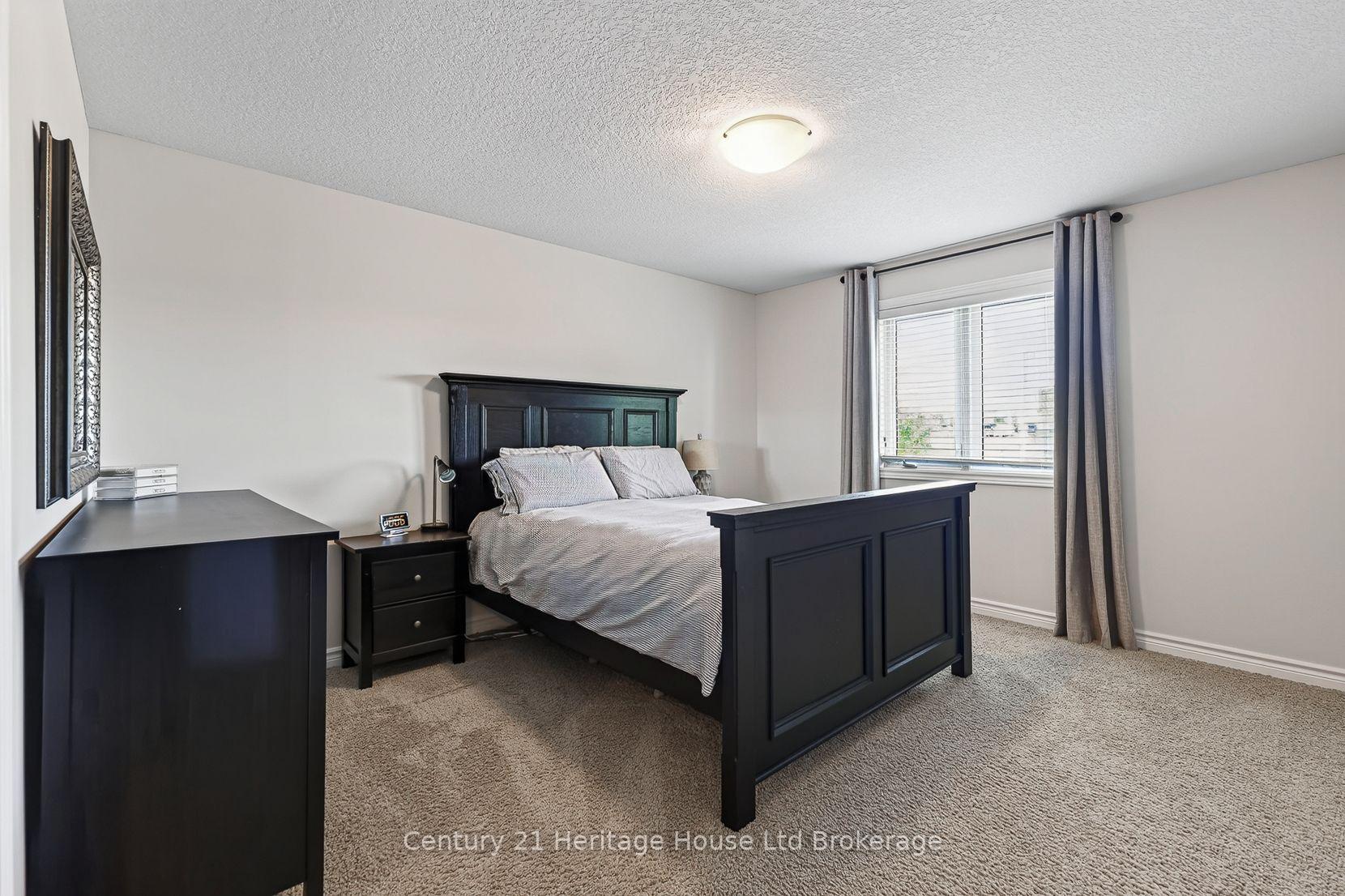 Photo 24 of 783 Frontenac Crescent, Woodstock, Woodstock - South — HOMEH