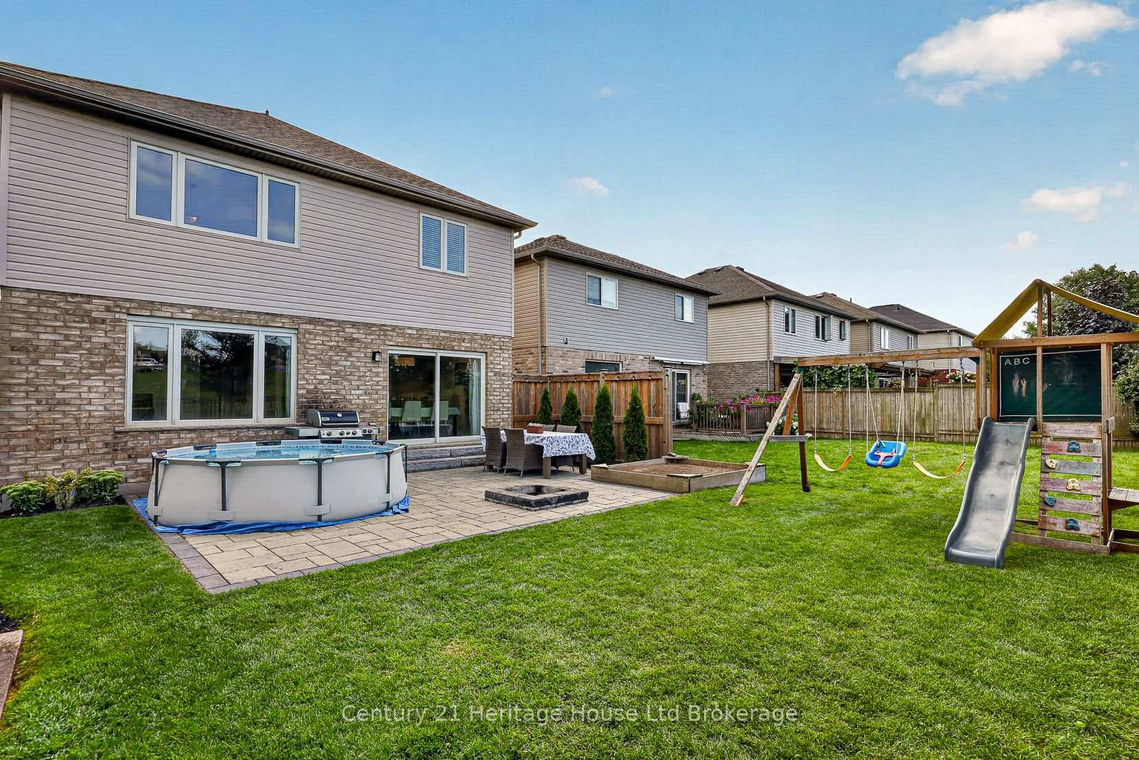 Photo 38 of 783 Frontenac Crescent, Woodstock, Woodstock - South — HOMEH