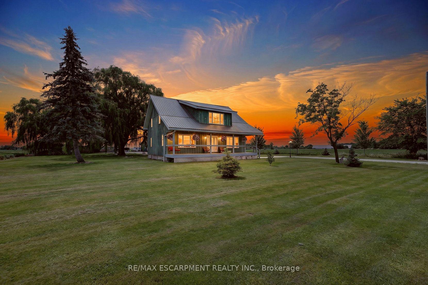 Photo of 3120 Highway #3