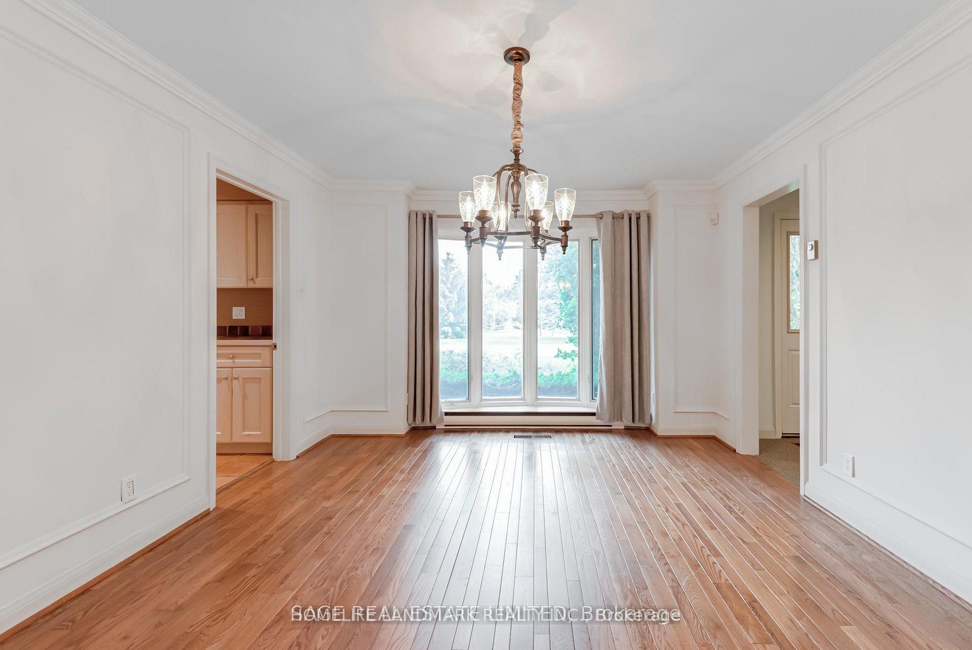 Photo 8 of 69 Fairway Heights Drive, Markham, Bayview Fairway-Bayview Country Club Estates — HOMEH