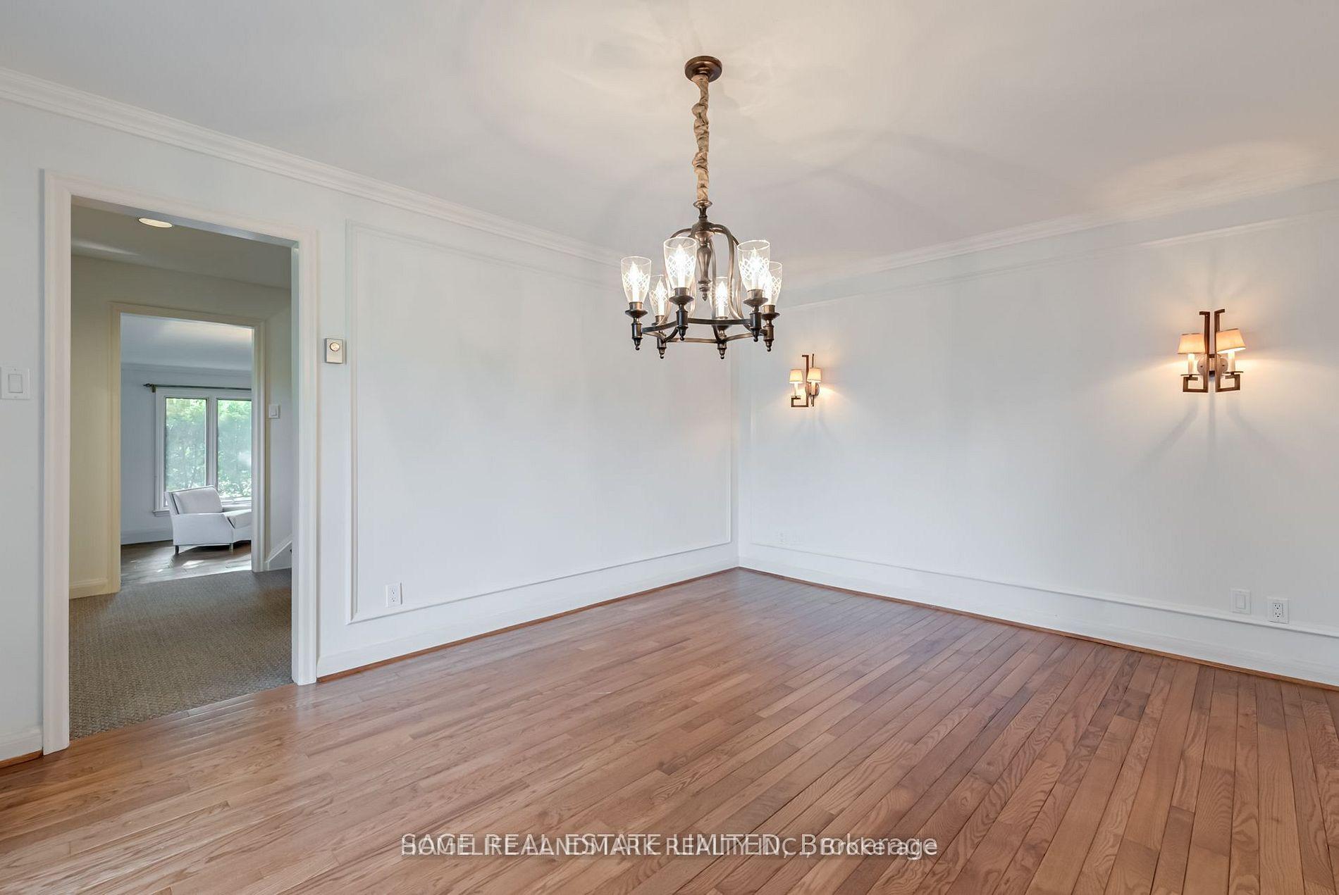 Photo 9 of 69 Fairway Heights Drive, Markham, Bayview Fairway-Bayview Country Club Estates — HOMEH