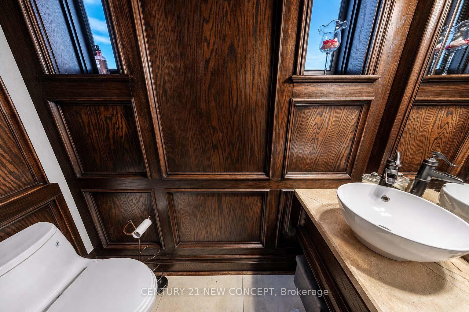 Photo 4 of 42 Bellefair Avenue, Toronto, The Beaches — HOMEH