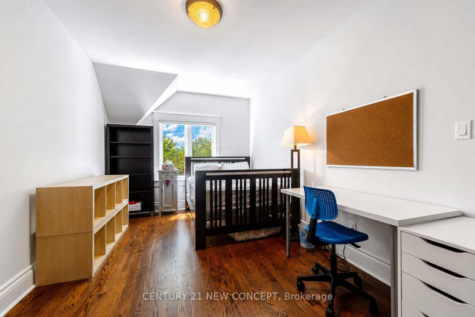 Photo 30 of 42 Bellefair Avenue, Toronto, The Beaches — HOMEH
