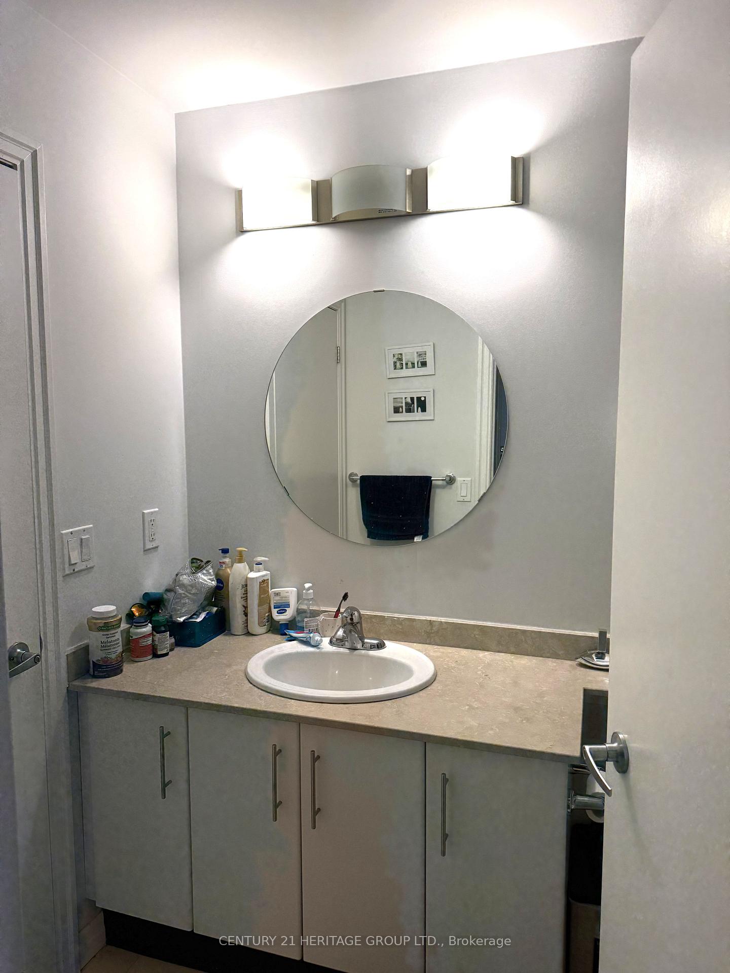 Photo 6 of Unit 208, 16 Yonge Street, Toronto, Waterfront Communities — HOMEH