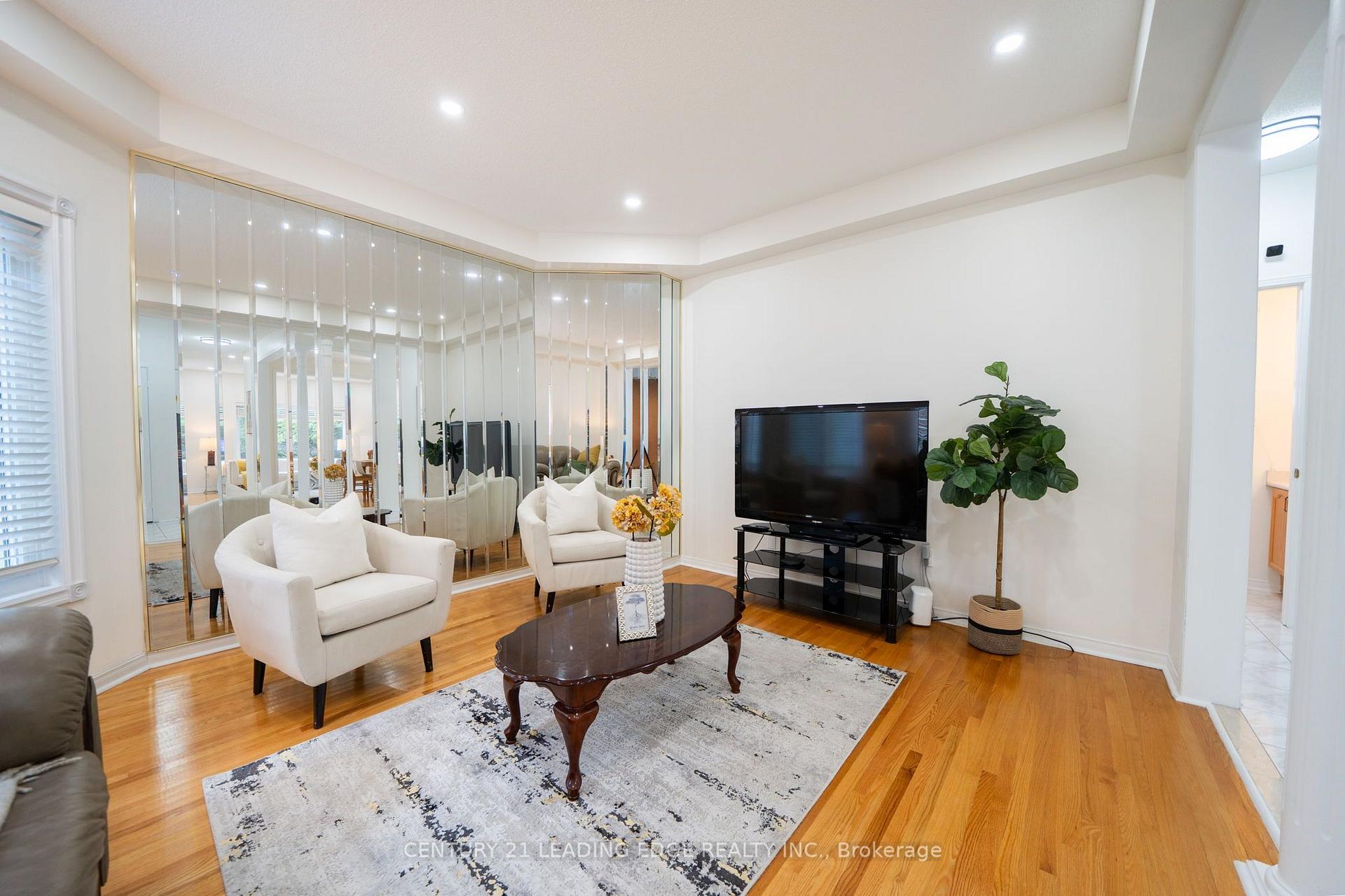 Photo 7 of 1595 Deerhurst Court, Pickering, Highbush — HOMEH