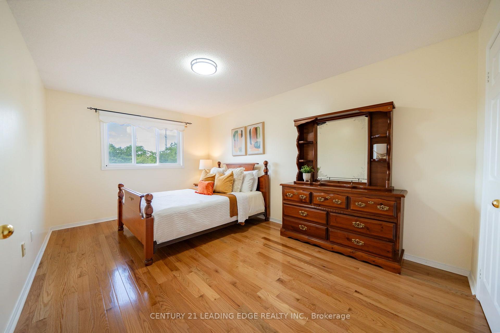 Photo 21 of 1595 Deerhurst Court, Pickering, Highbush — HOMEH