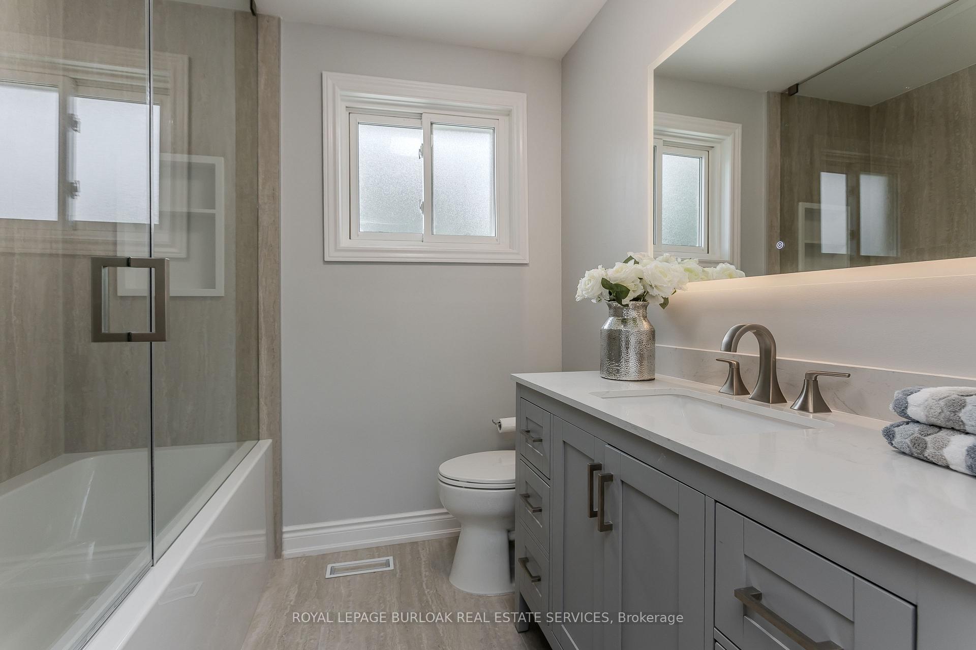 Photo 19 of 2124 Sandringham Drive, Burlington, Mountainside — HOMEH
