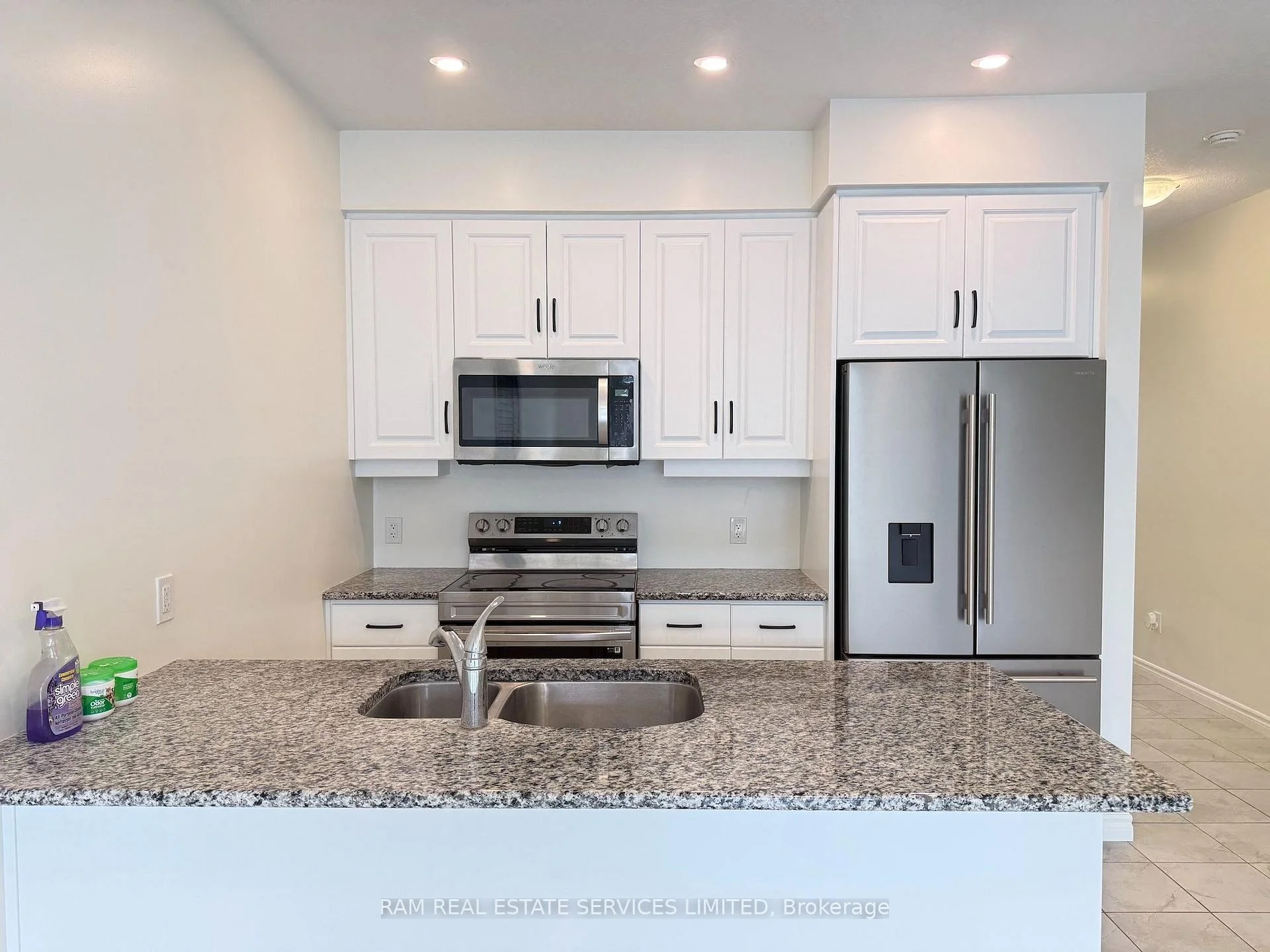 Photo 16 of 981 wright Drive, Midland — HOMEH