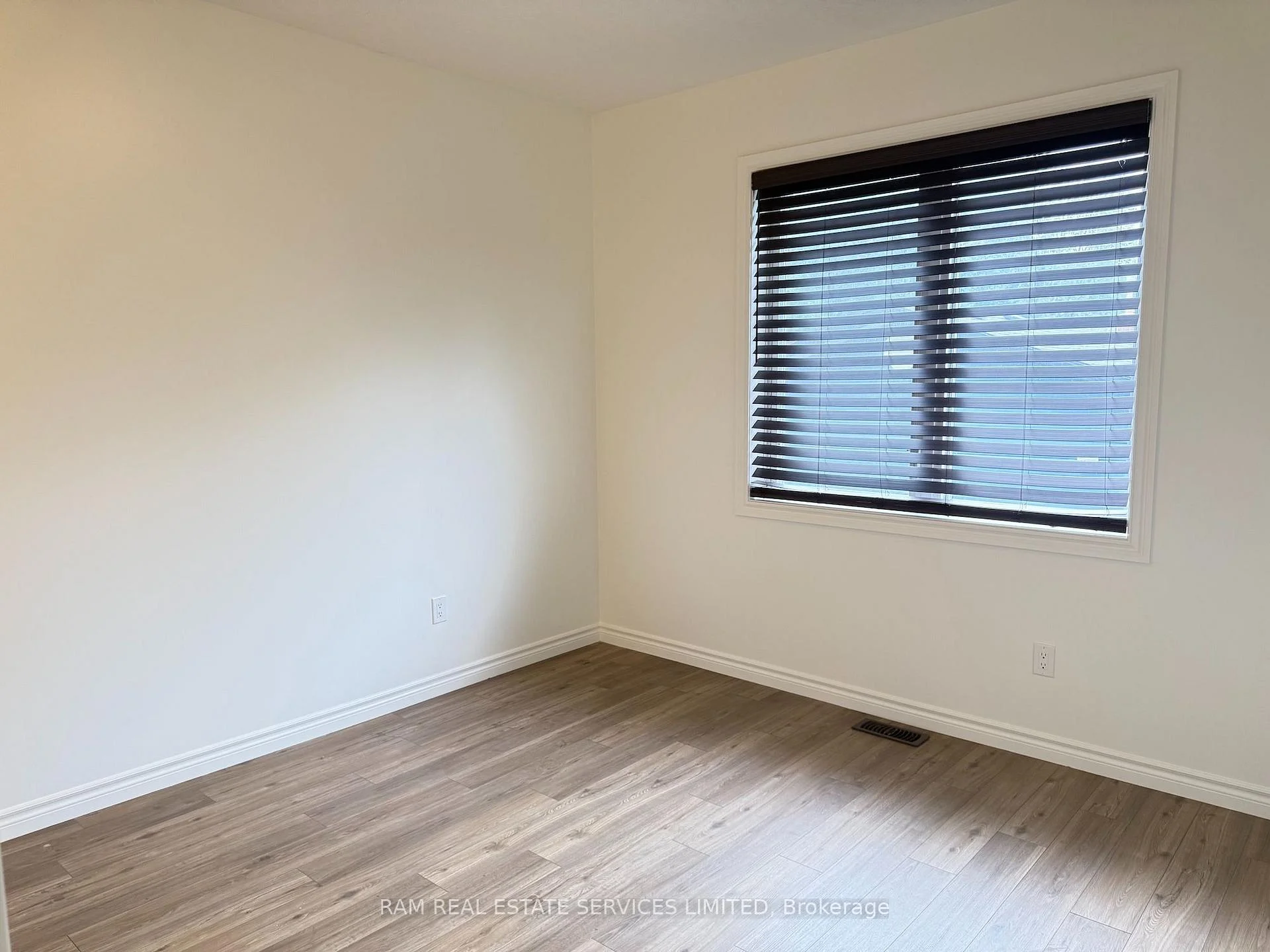Photo 44 of 981 wright Drive, Midland — HOMEH
