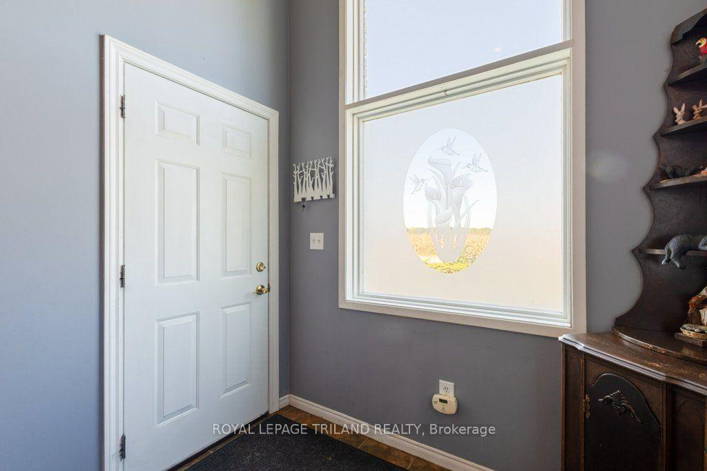 Photo 4 of 6545 Jubilee Drive, Southwest Middlesex, Middlemiss — HOMEH