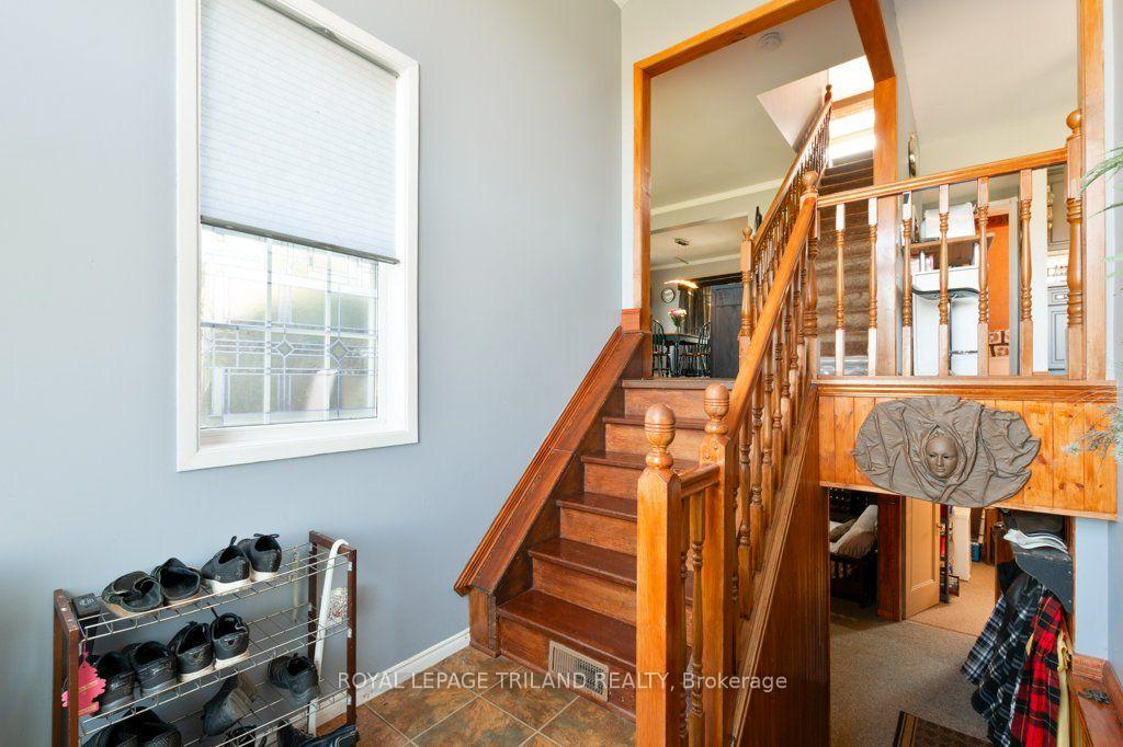 Photo 5 of 6545 Jubilee Drive, Southwest Middlesex, Middlemiss — HOMEH