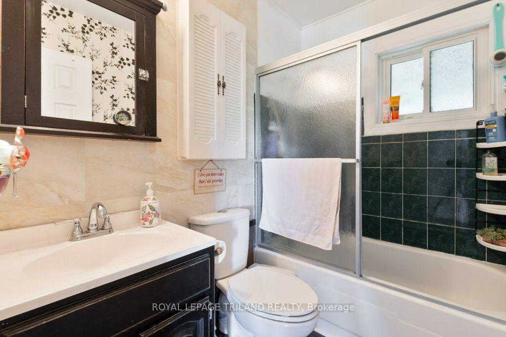 Photo 10 of 6545 Jubilee Drive, Southwest Middlesex, Middlemiss — HOMEH
