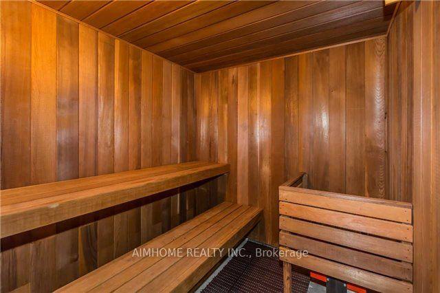 Photo 18 of 34 Hagerman Boulevard, Markham, Unionville — HOMEH