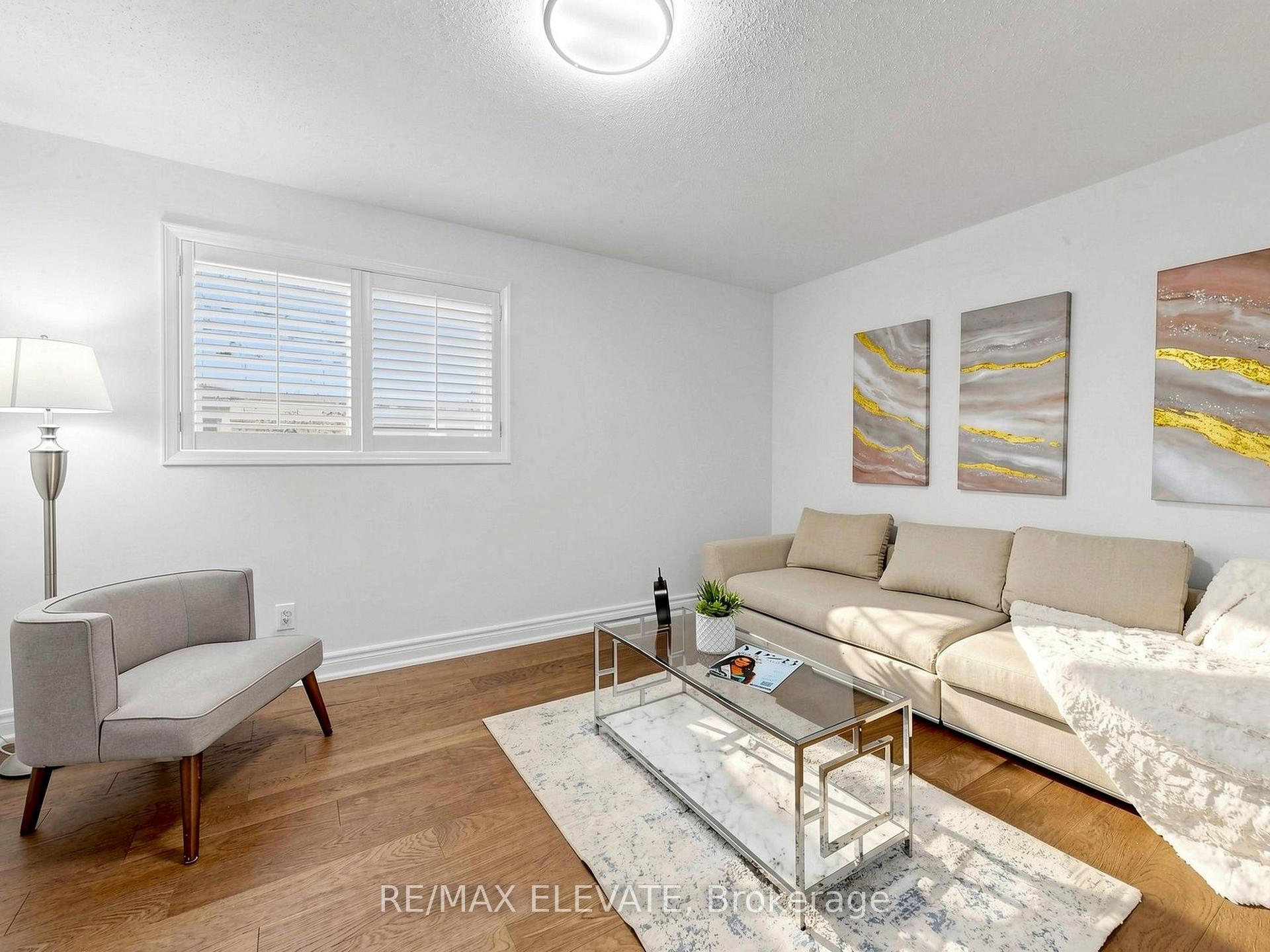 Photo 17 of 25 Bethany Leigh Drive, Scarborough, Agincourt North — HOMEH