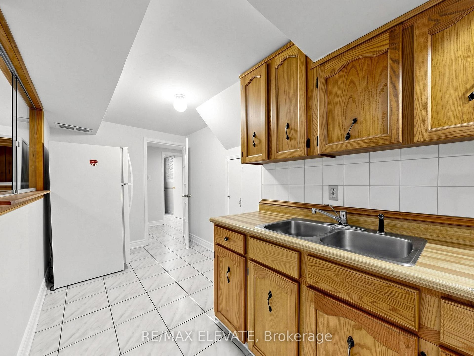 Photo 38 of 25 Bethany Leigh Drive, Scarborough, Agincourt North — HOMEH