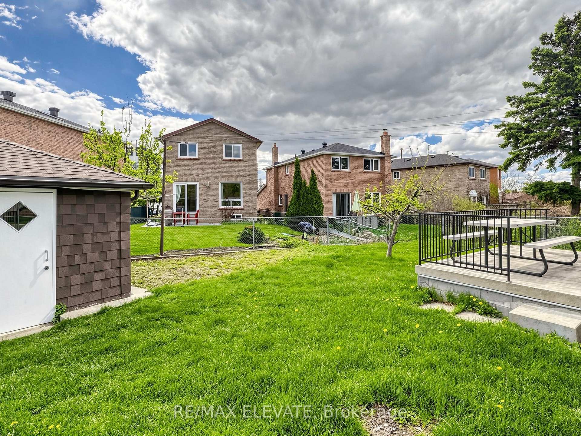 Photo 43 of 25 Bethany Leigh Drive, Scarborough, Agincourt North — HOMEH