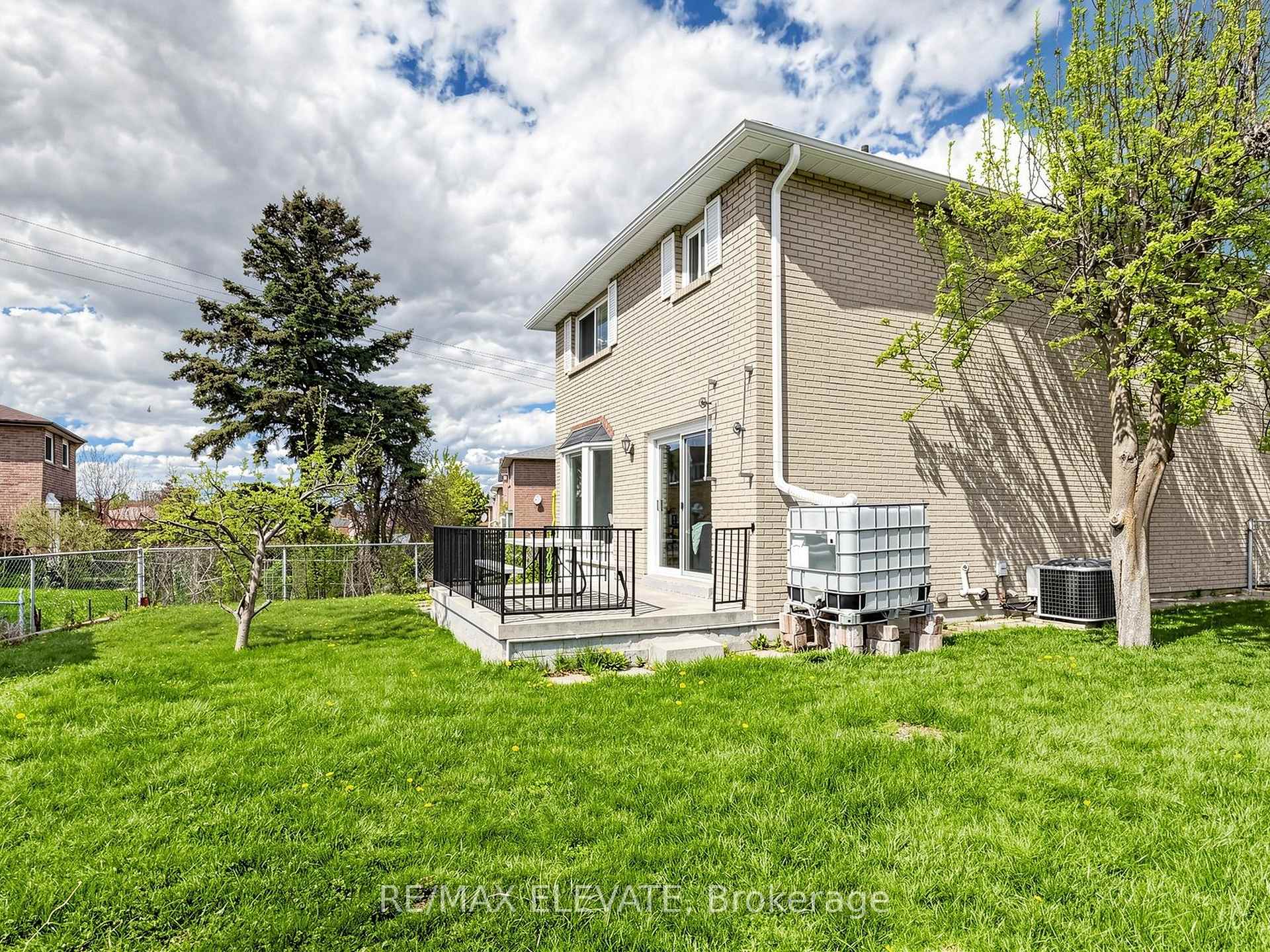 Photo 44 of 25 Bethany Leigh Drive, Scarborough, Agincourt North — HOMEH