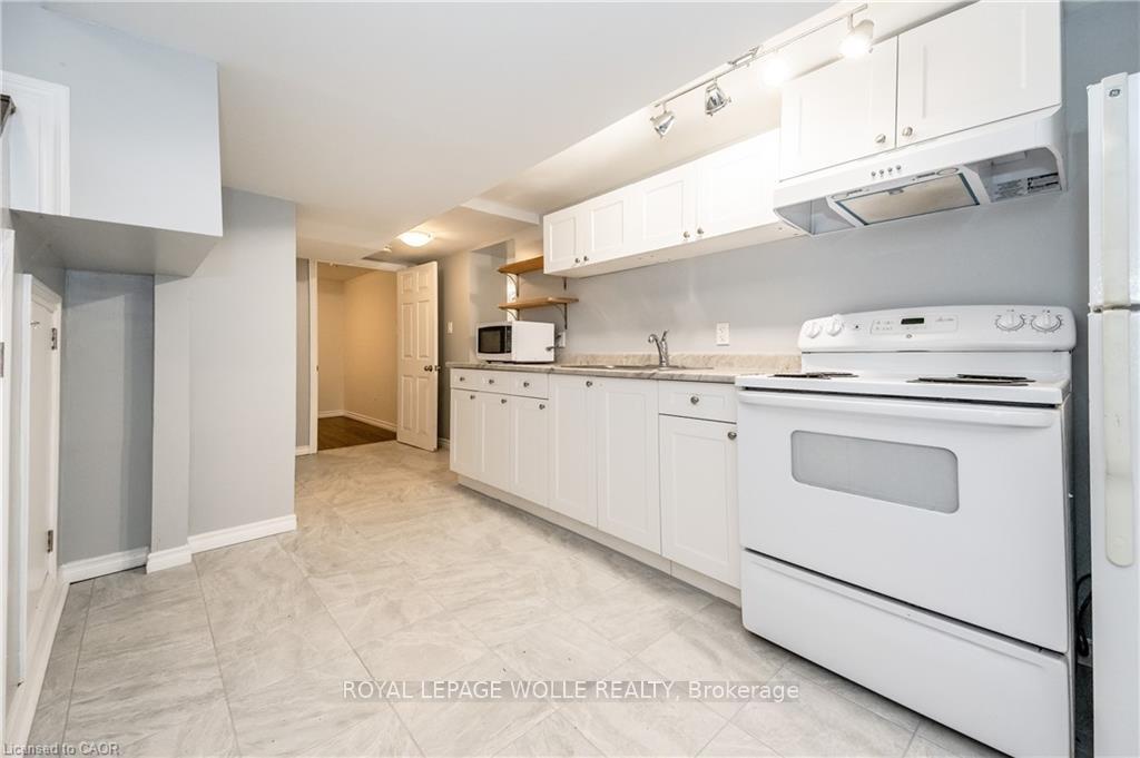 Photo 8 of Unit Lower, 275 Main Street, Cambridge, East Galt — HOMEH