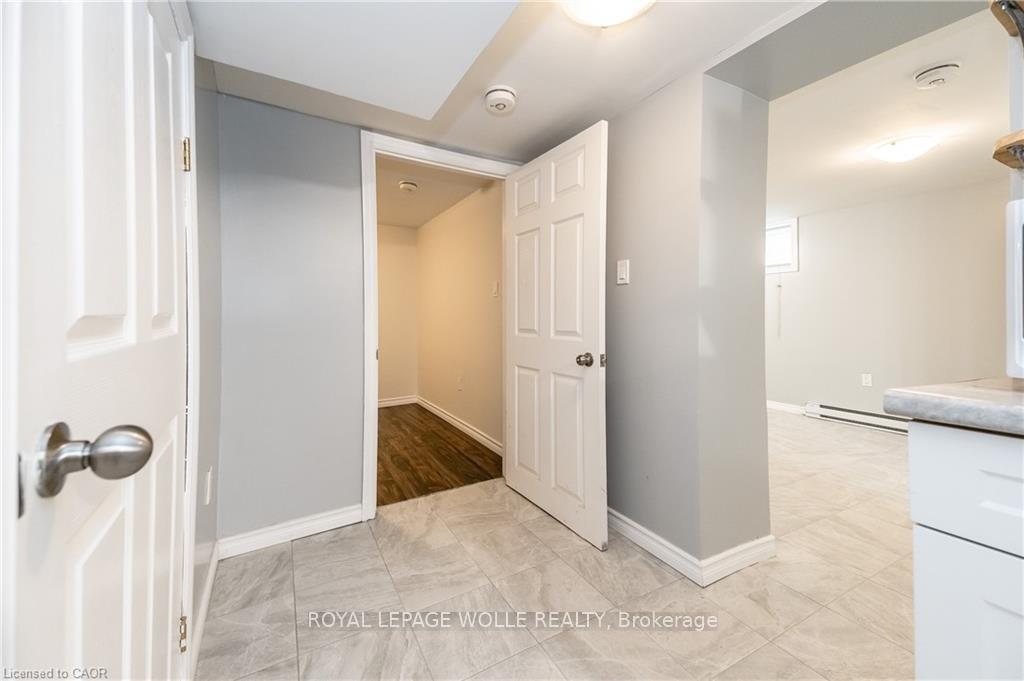 Photo 13 of Unit Lower, 275 Main Street, Cambridge, East Galt — HOMEH