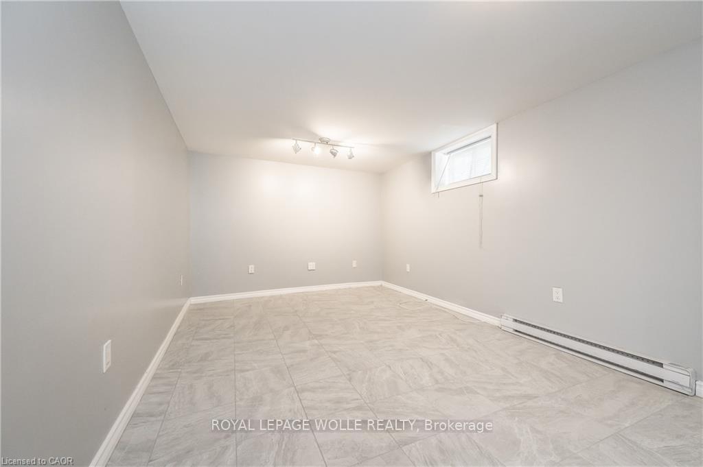 Photo 17 of Unit Lower, 275 Main Street, Cambridge, East Galt — HOMEH