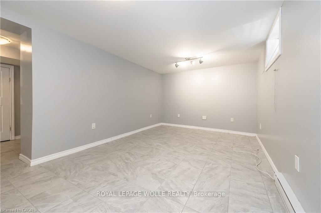 Photo 18 of Unit Lower, 275 Main Street, Cambridge, East Galt — HOMEH