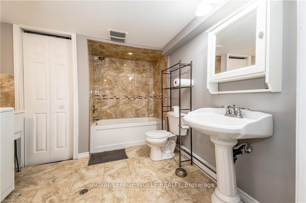Photo 23 of Unit Lower, 275 Main Street, Cambridge, East Galt — HOMEH