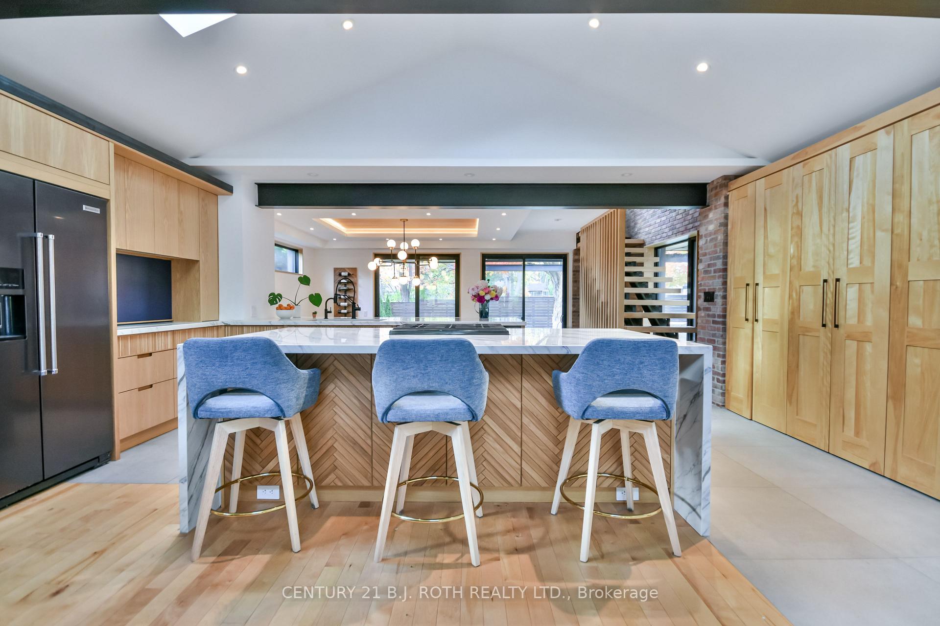Photo 8 of 20 Weldon Street, Barrie, Codrington — HOMEH